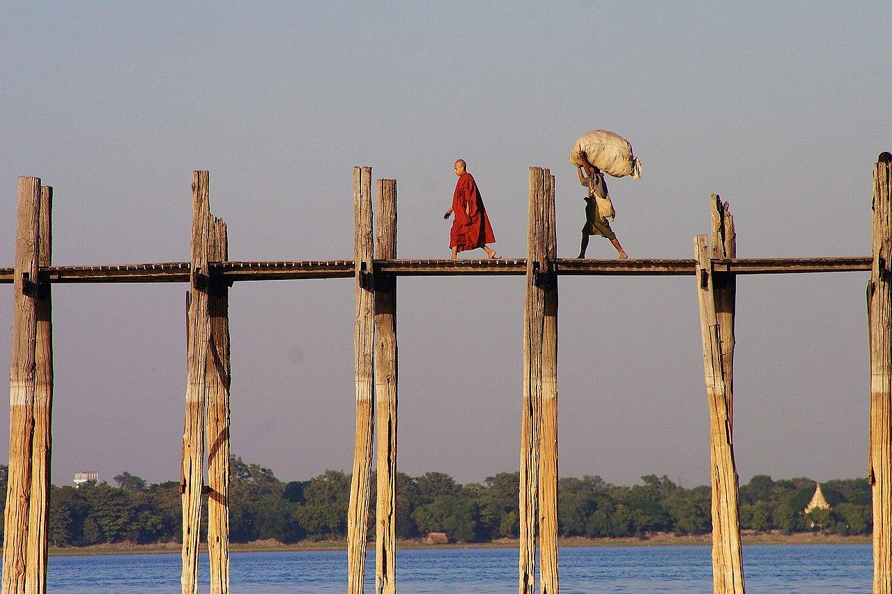 Au fil de l'Irrawaddy, des comptoirs du Nord au plages immaculées du Sud