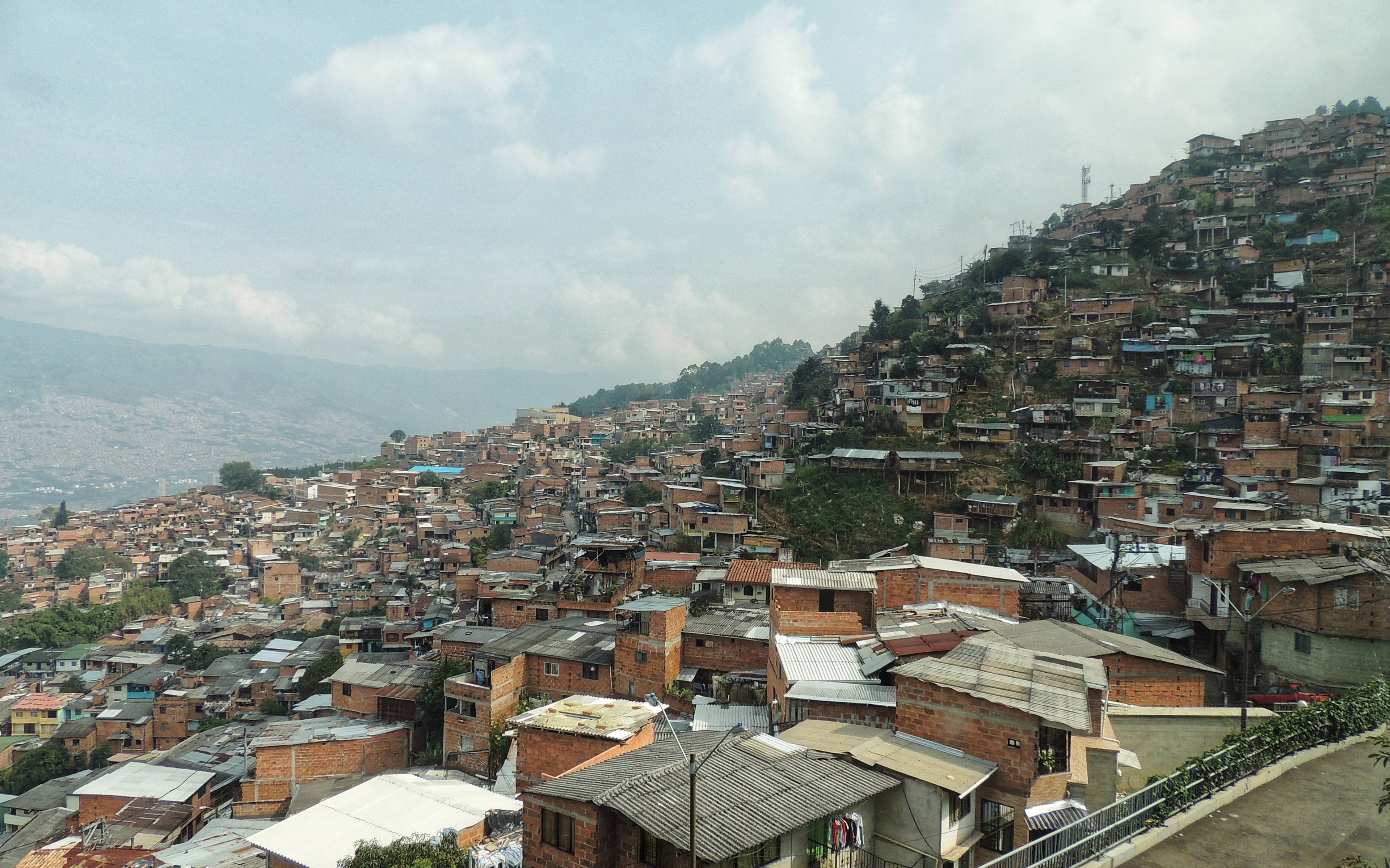Verso ​Medellín