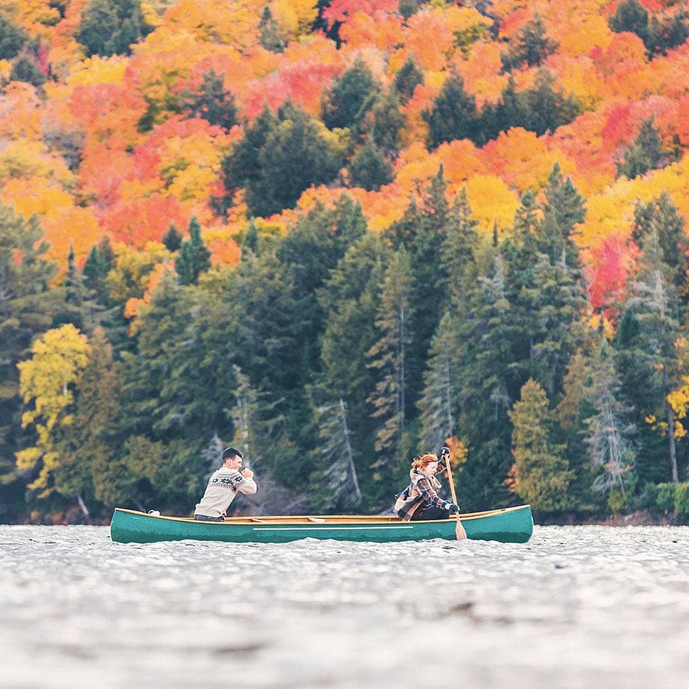Design your perfect tour of Canada's lakes with a local expert