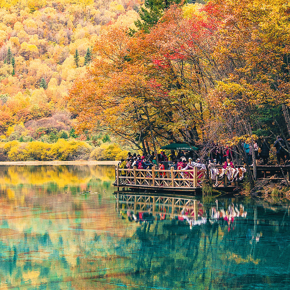 Design your perfect Autumn holiday in China with a local expert