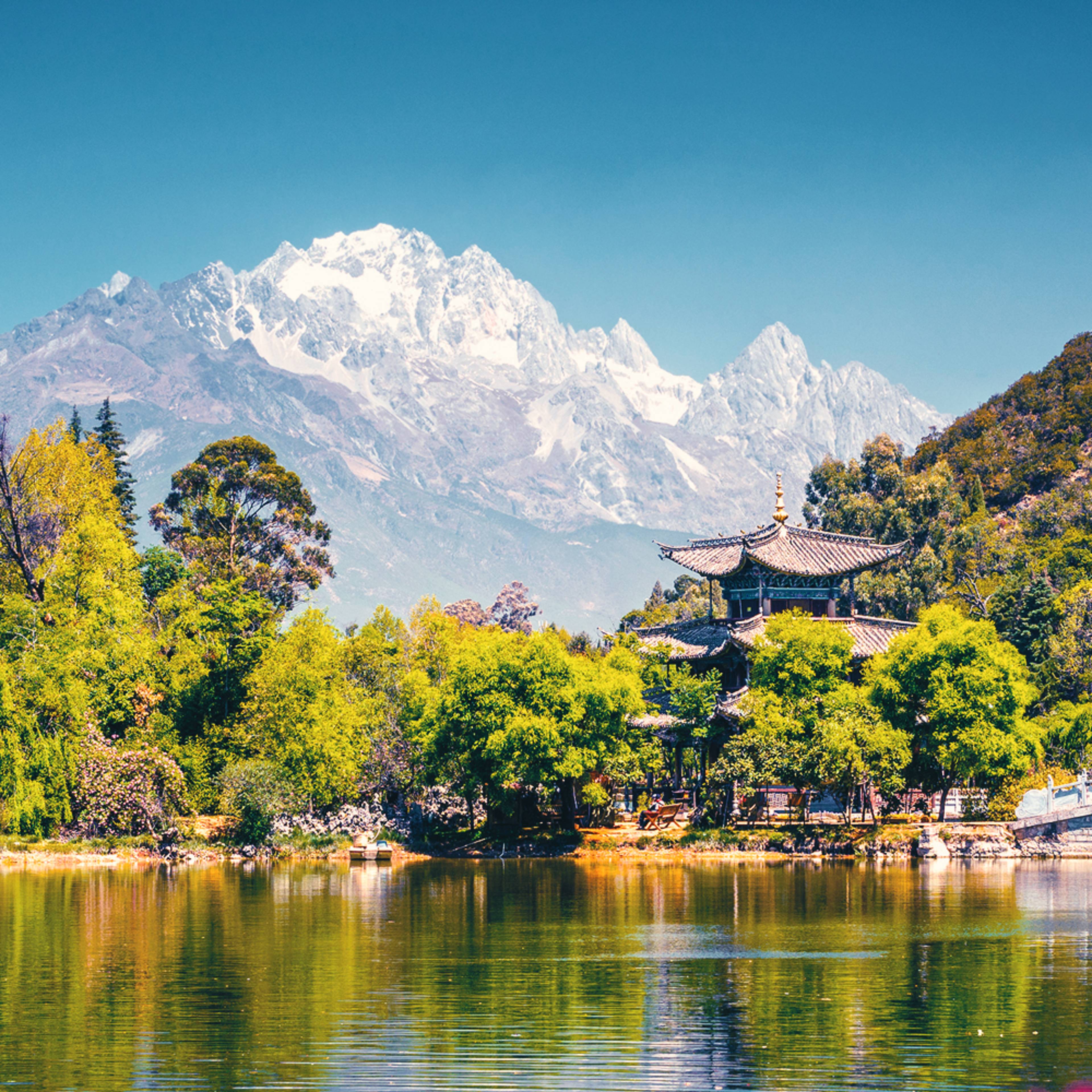 Design your perfect summer holiday in China with a local expert
