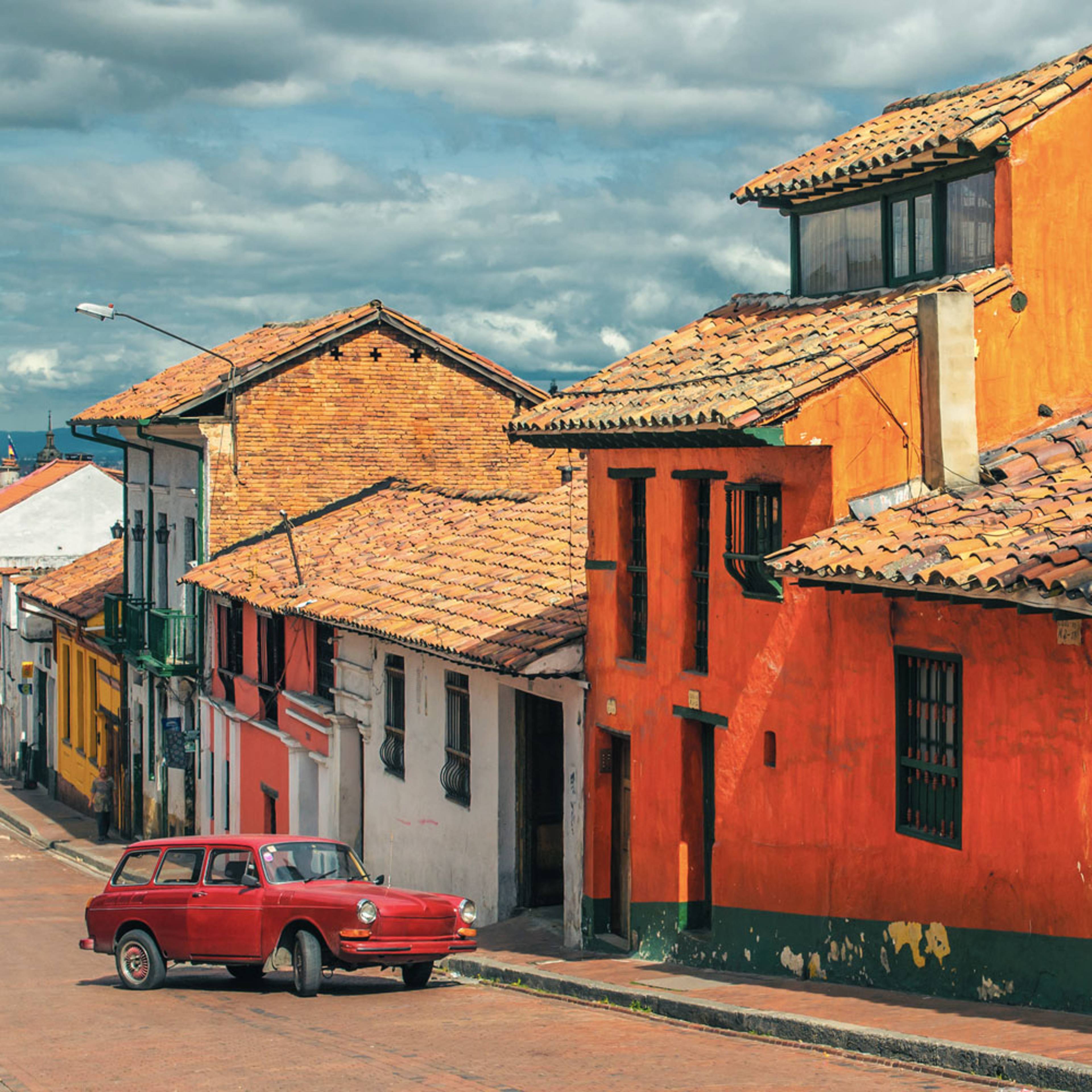 Design your perfect city tour with a local expert in Colombia