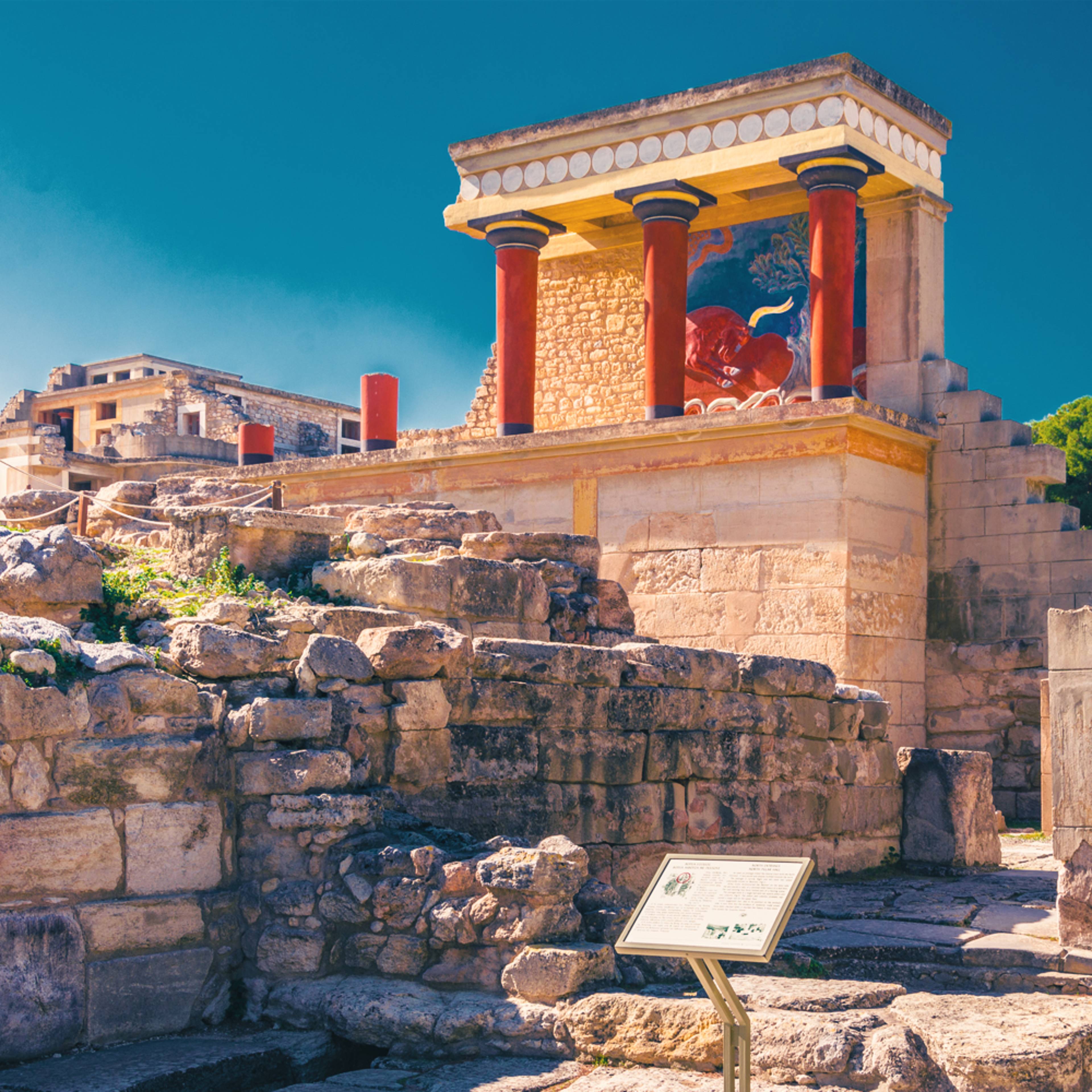 Design your perfect history tour with a local expert in Crete