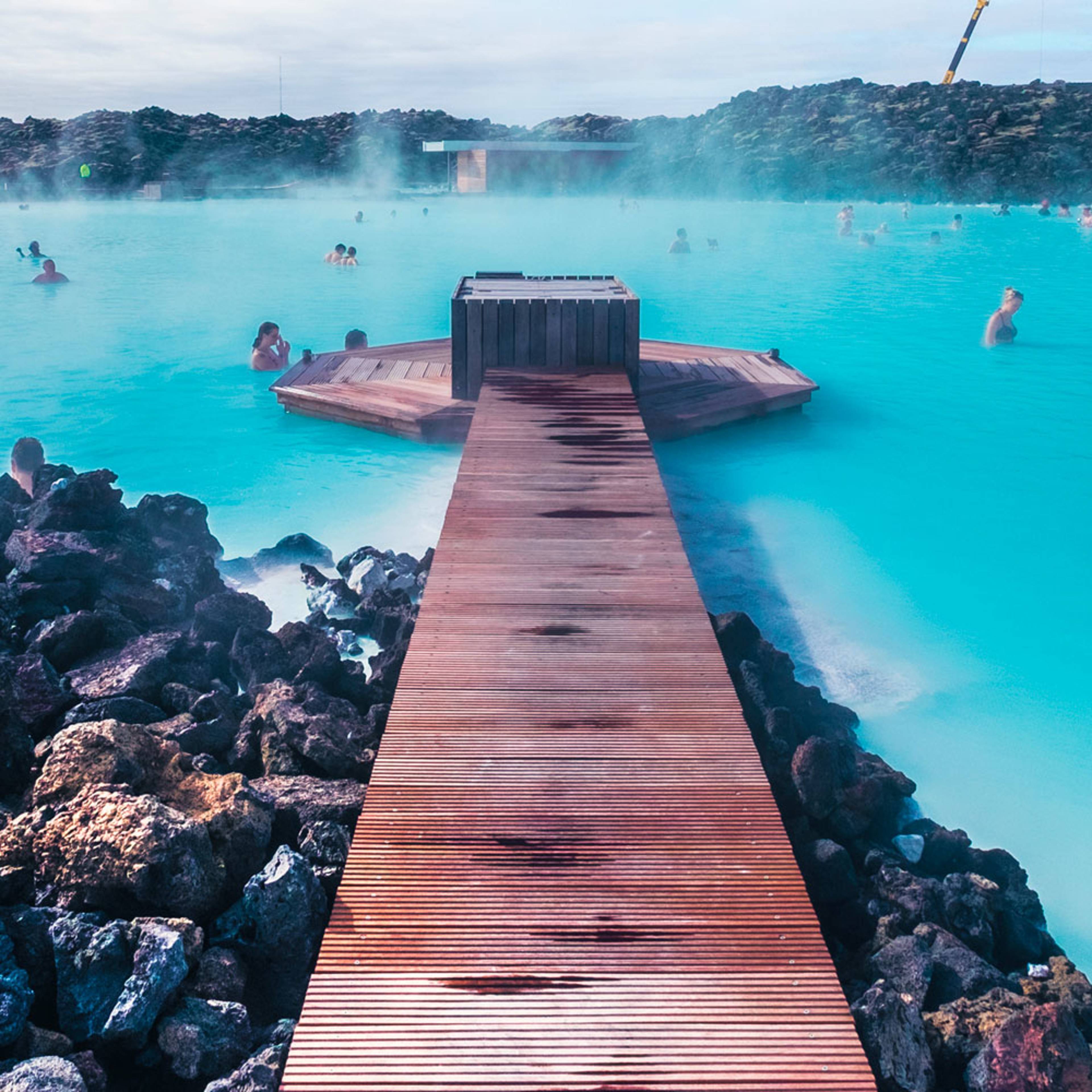 Design your perfect luxury holiday with a local expert in Iceland