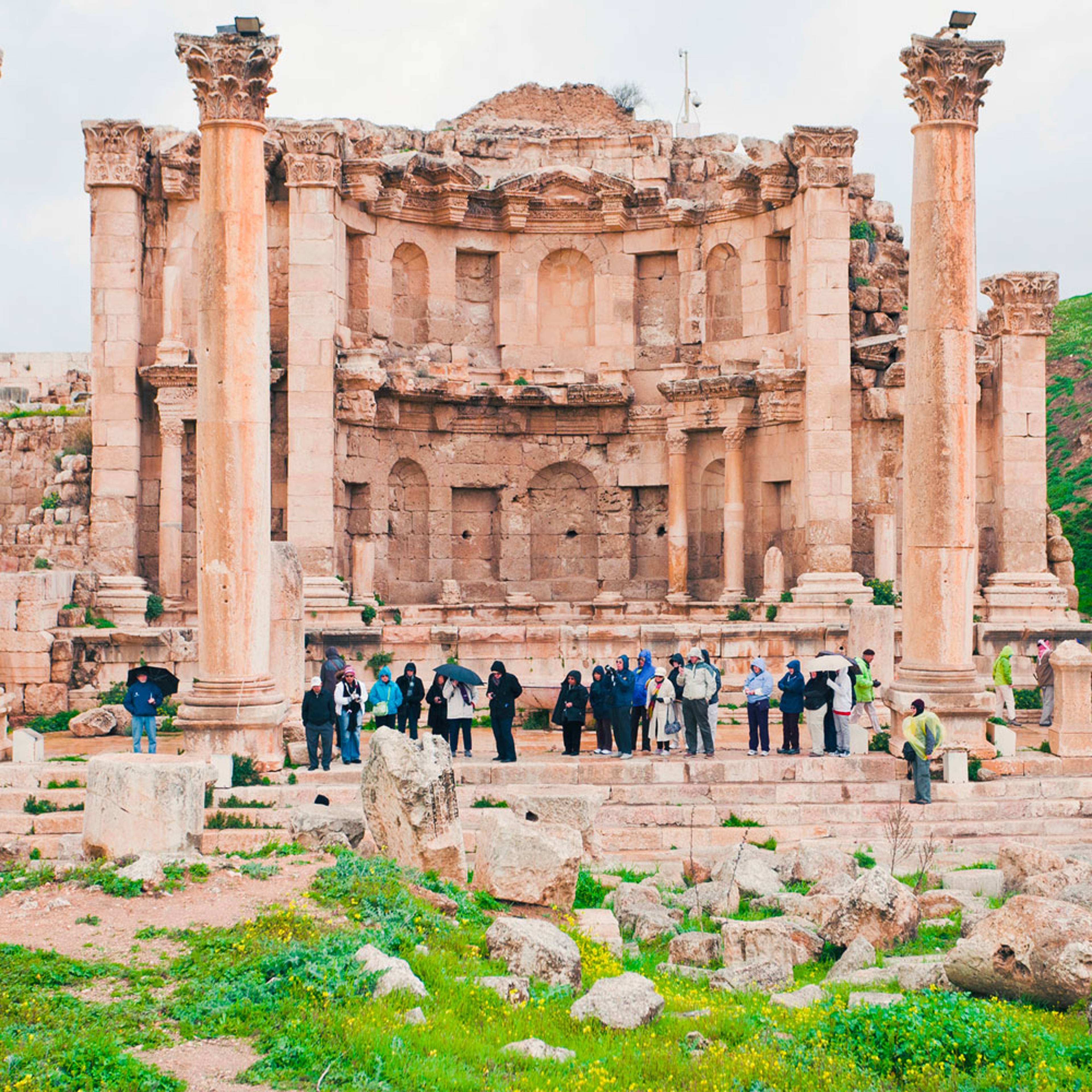 Design your perfect guided tour with a local expert in Jordan