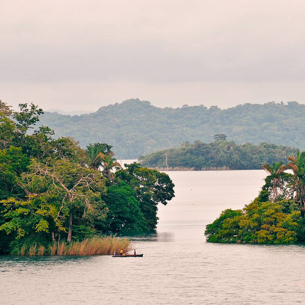 Design your perfect tour of Panama's lakes with a local expert