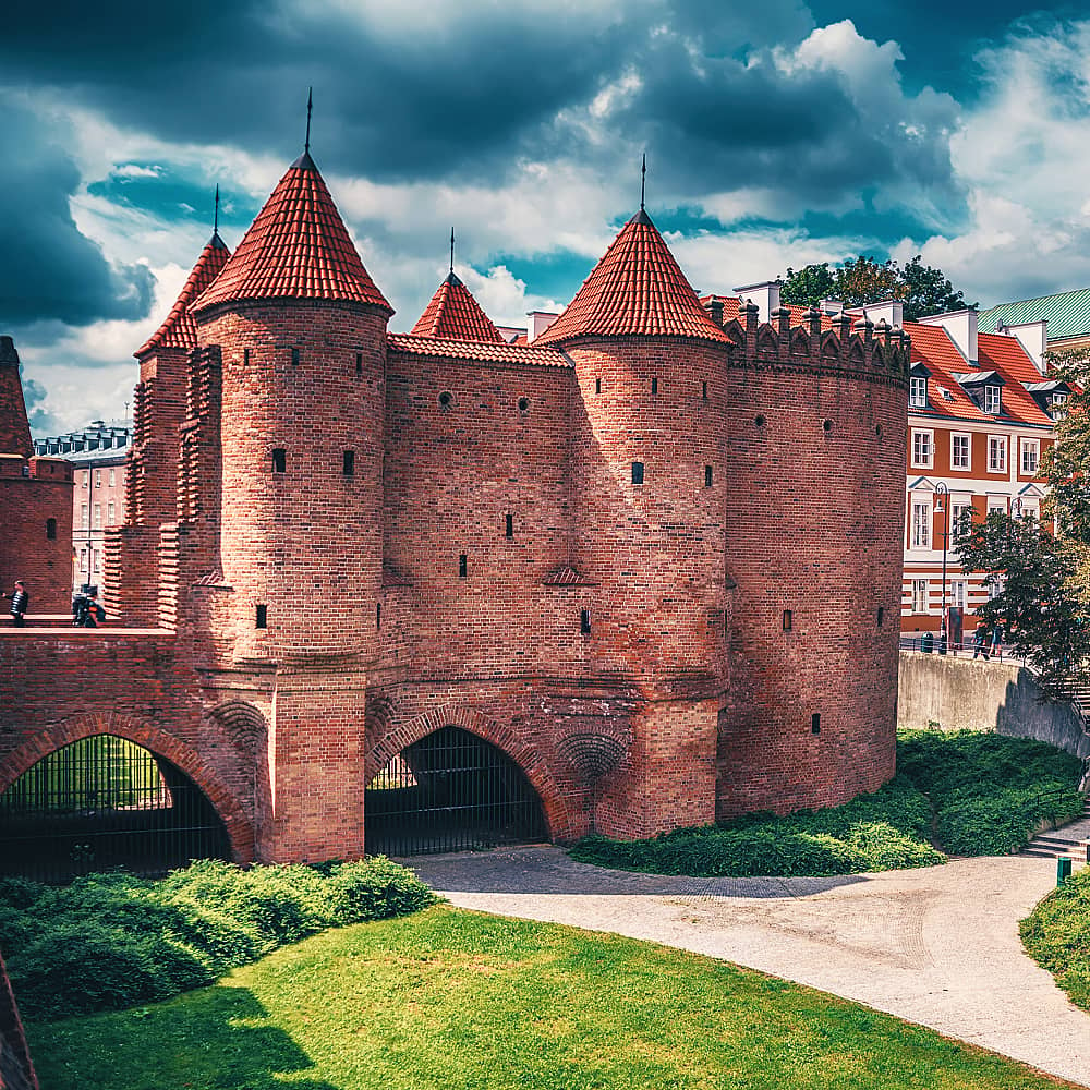 Design your perfect history tour with a local expert in Poland