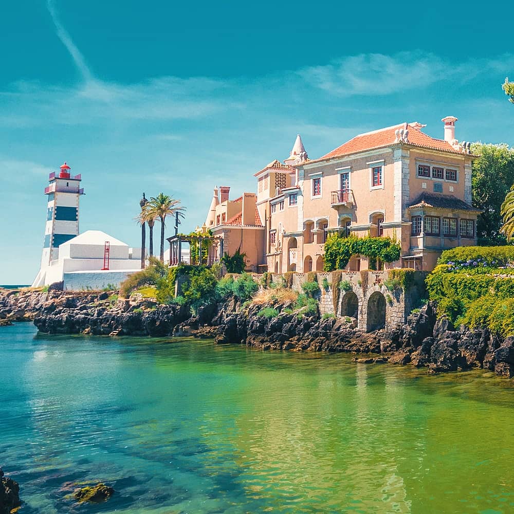 Design your perfect spring holiday in Portugal with a local expert