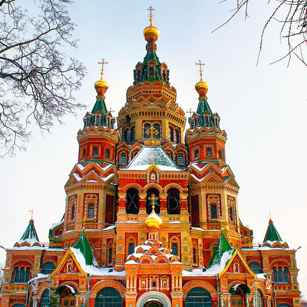 Design your perfect city tour with a local expert in Russia
