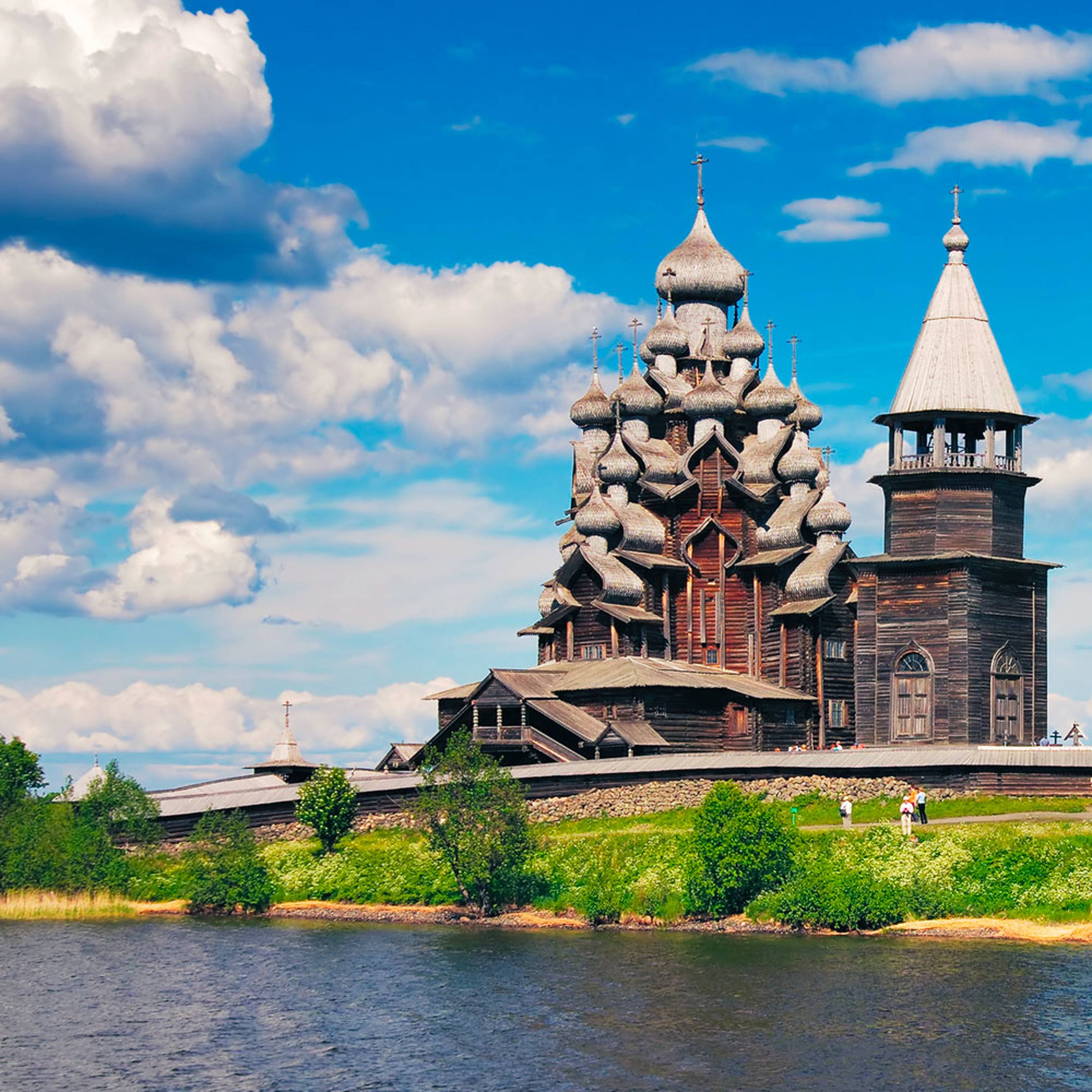 Design your perfect history tour with a local expert in Russia