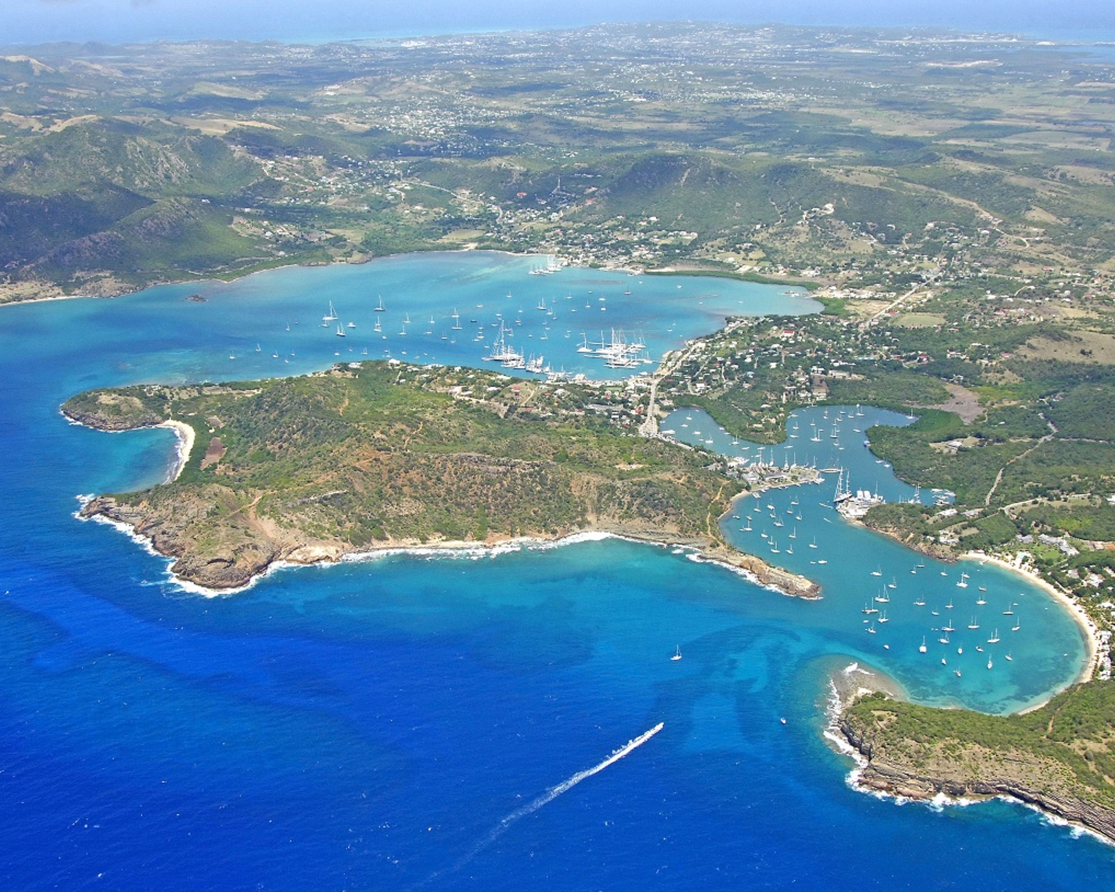 La Martinique et les îles du nord en catamaran privé