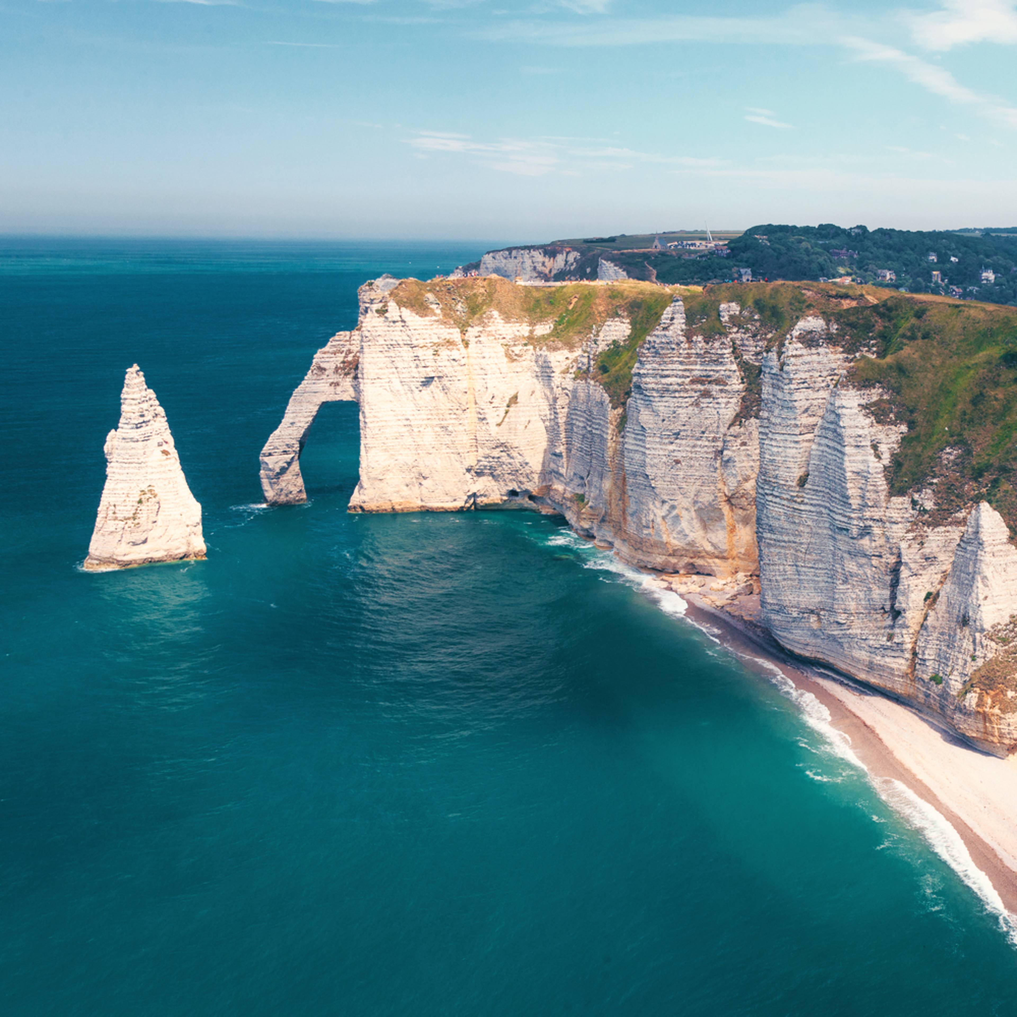 Design your perfect nature trip with a local expert in France