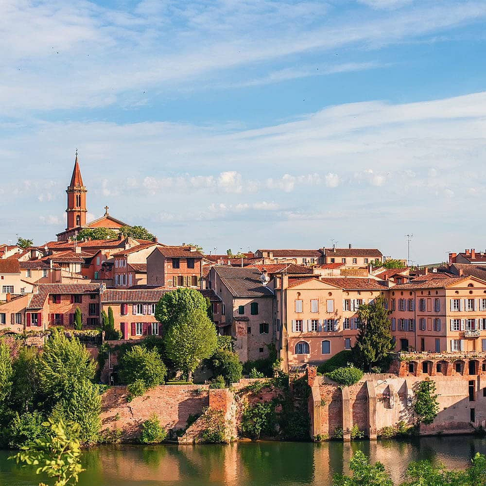 Design your perfect two week trip with a local expert in France