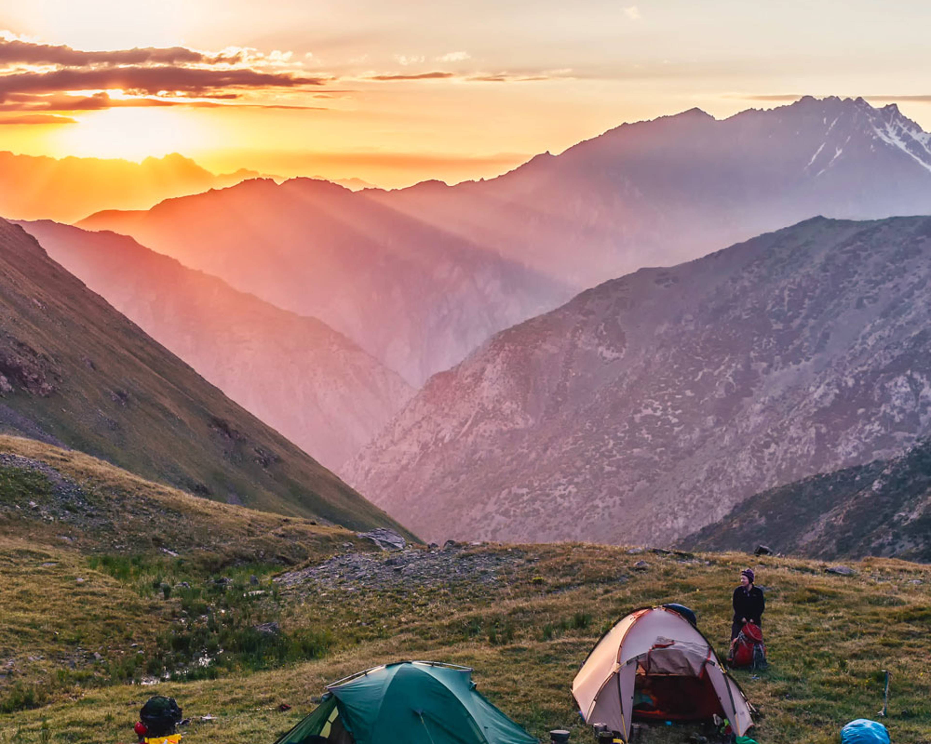 Crea tu viaje de trekking en Kirguistán 100% a medida