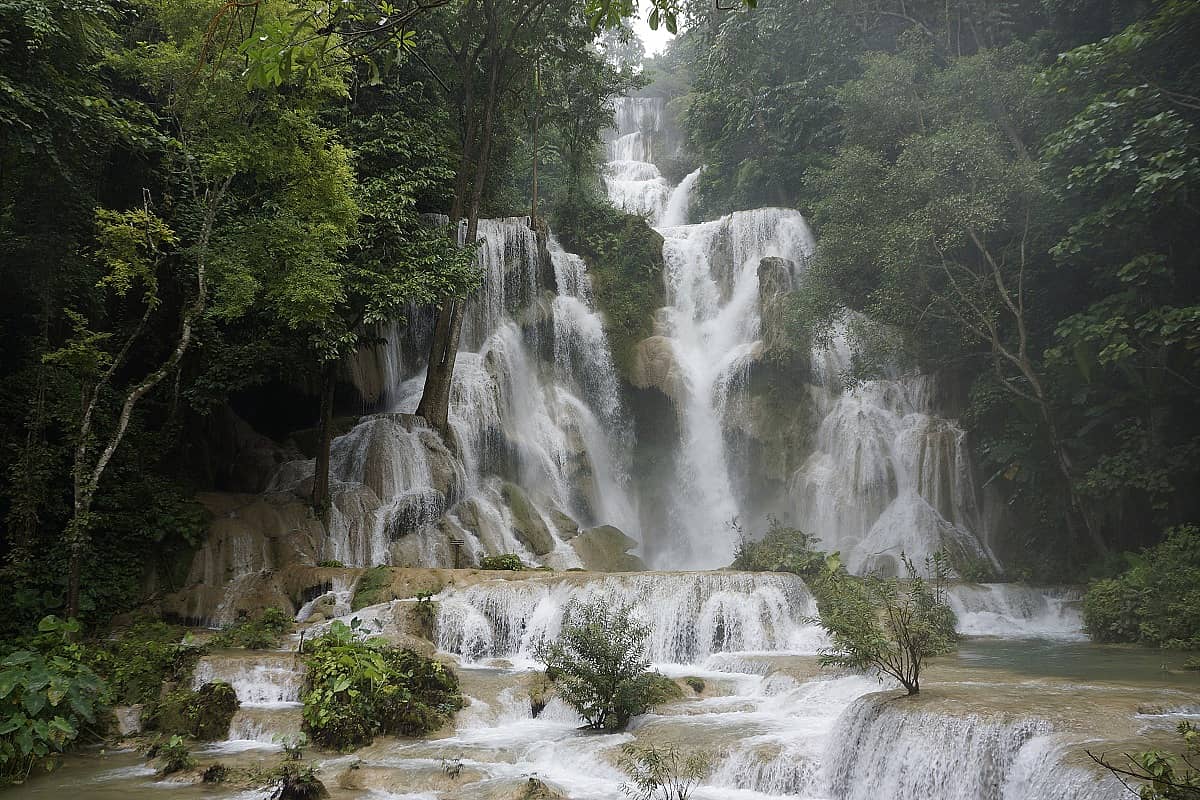Randonnée à la cascade de Kuang Si