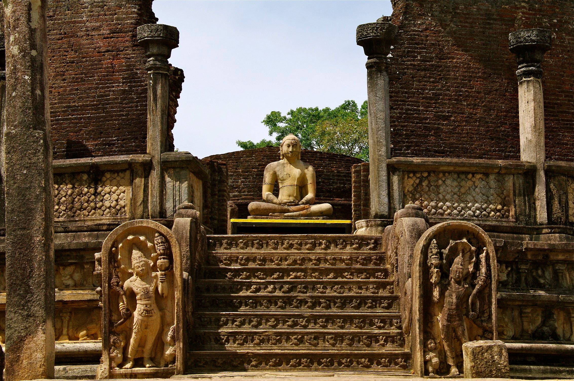 Rumbo a Polonnaruwa