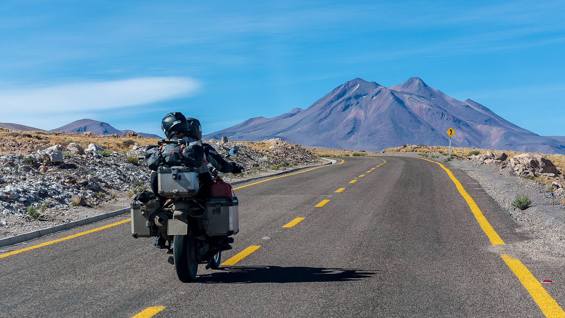 Auf dem Motorrad die Anden entlang