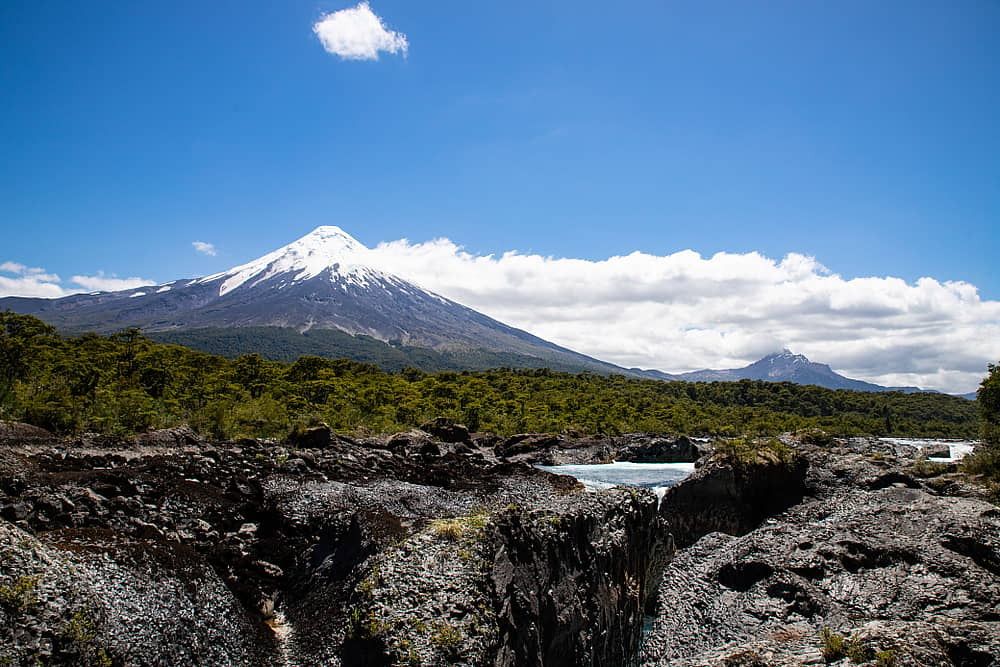 Petrohué and Vulkan Osorno