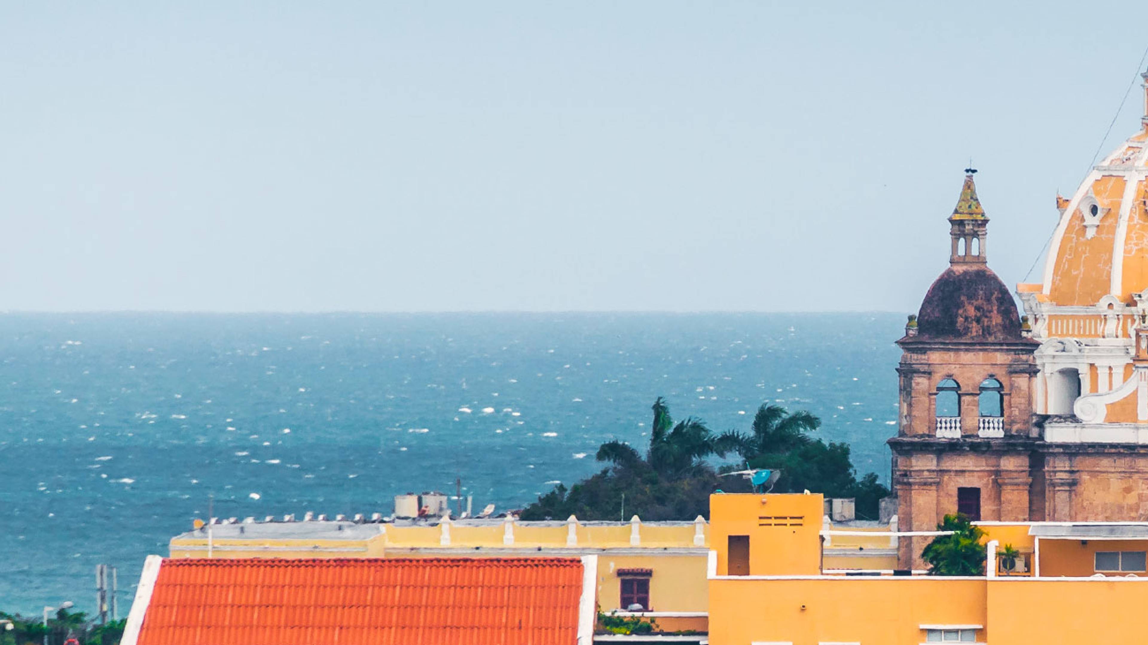 Vista panorámica de la ciudad de Cartagena de Indias y San Pedro