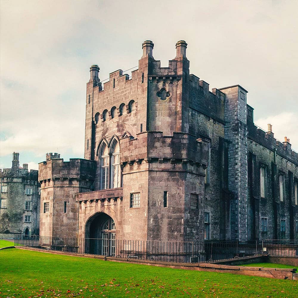 Design your perfect history tour with a local expert in Ireland