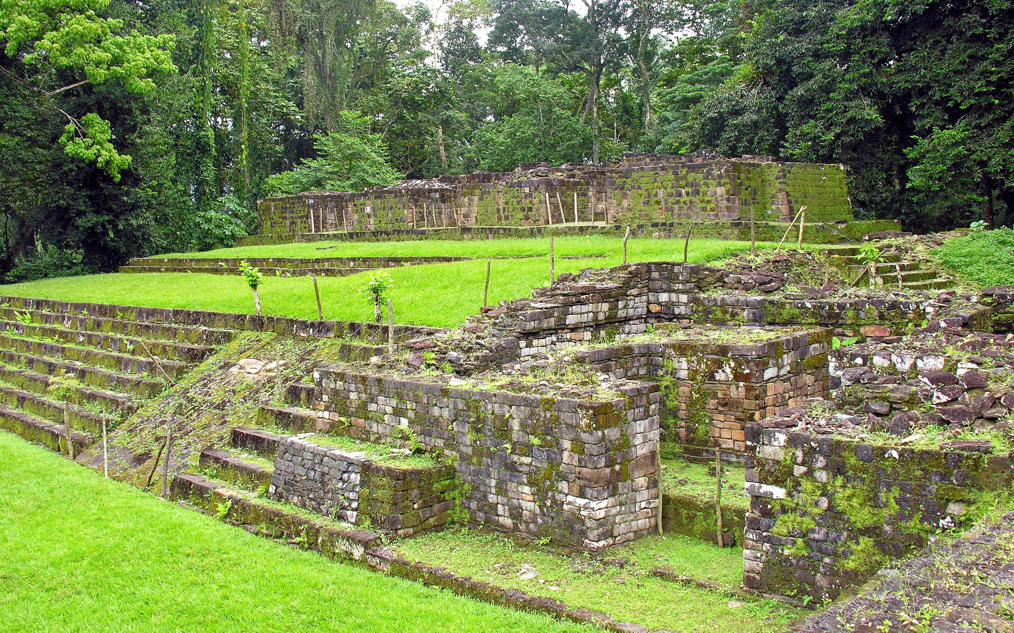 Visite du site maya de Quirigua et route pour la côte atlantique