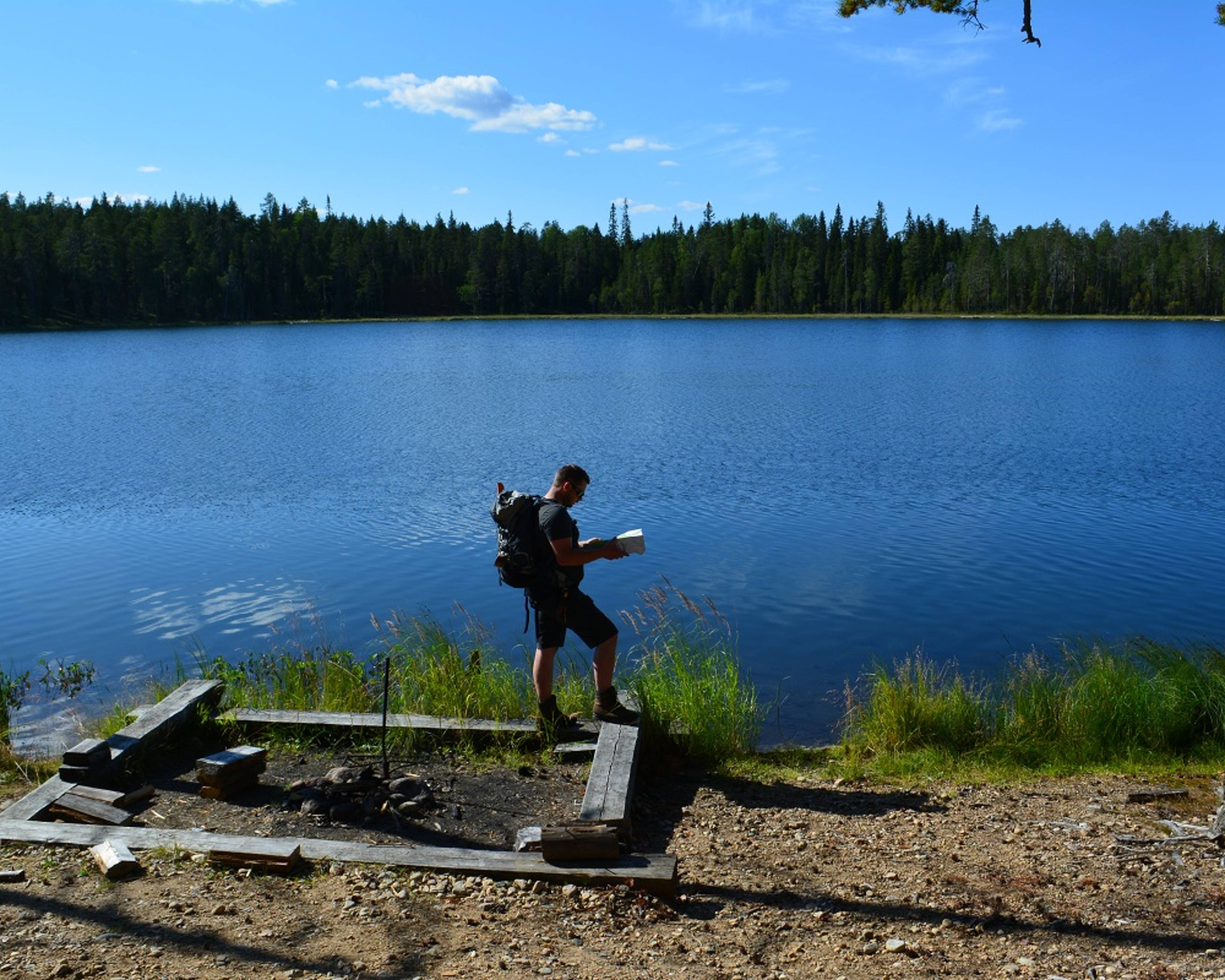 Randonnée et bivouac - La Finlande en été