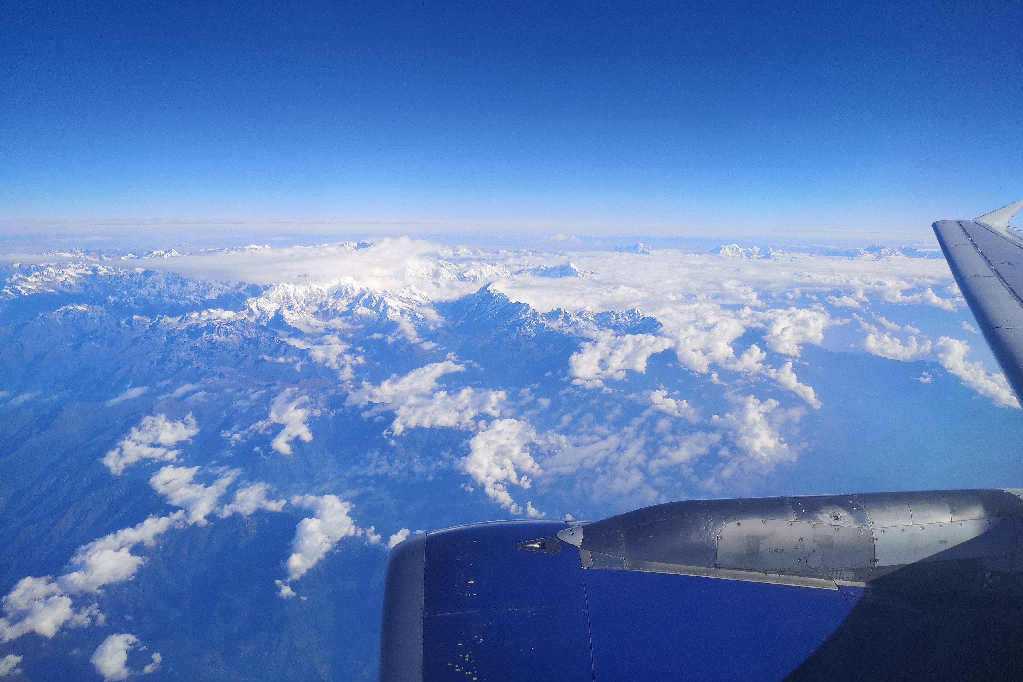 ​Panorama-Flug am Mount Everest vorbei nach Paro