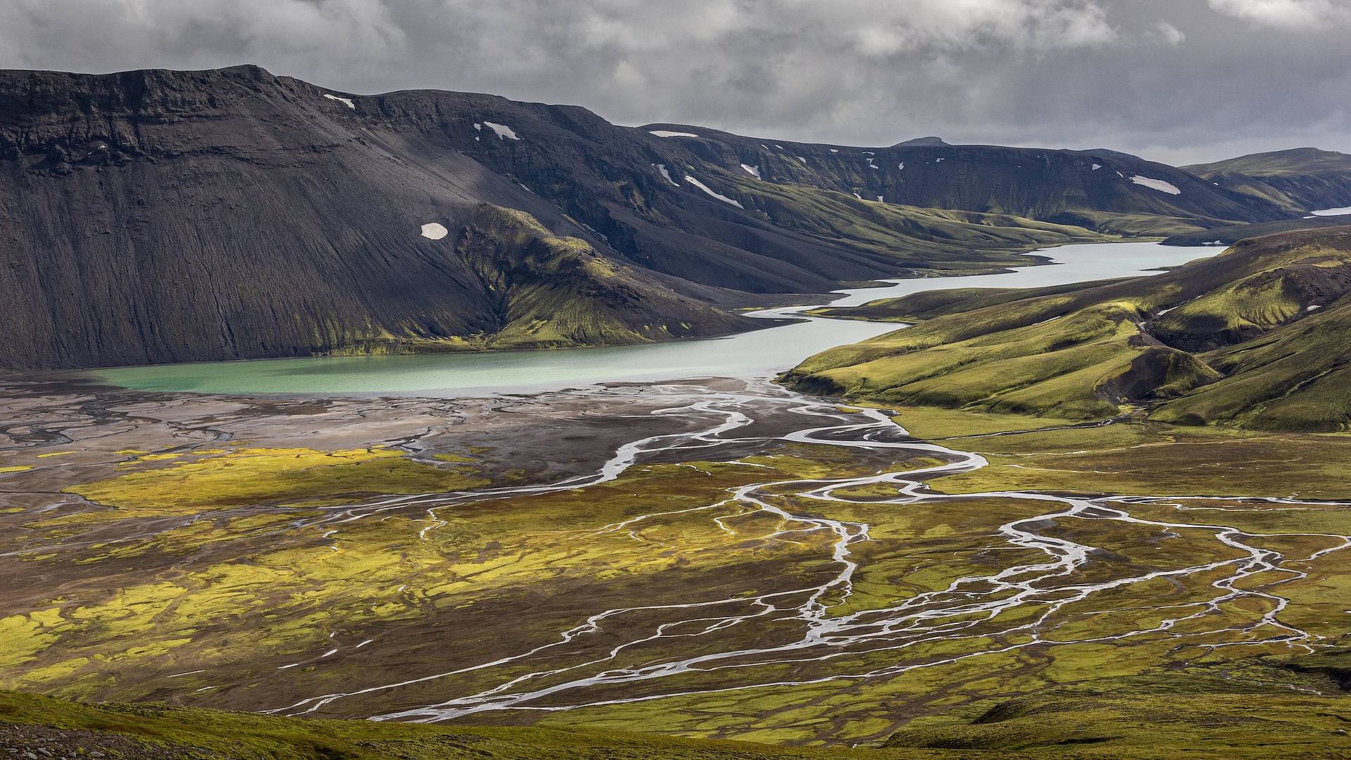 Le long des pistes - Une Islande confidentielle