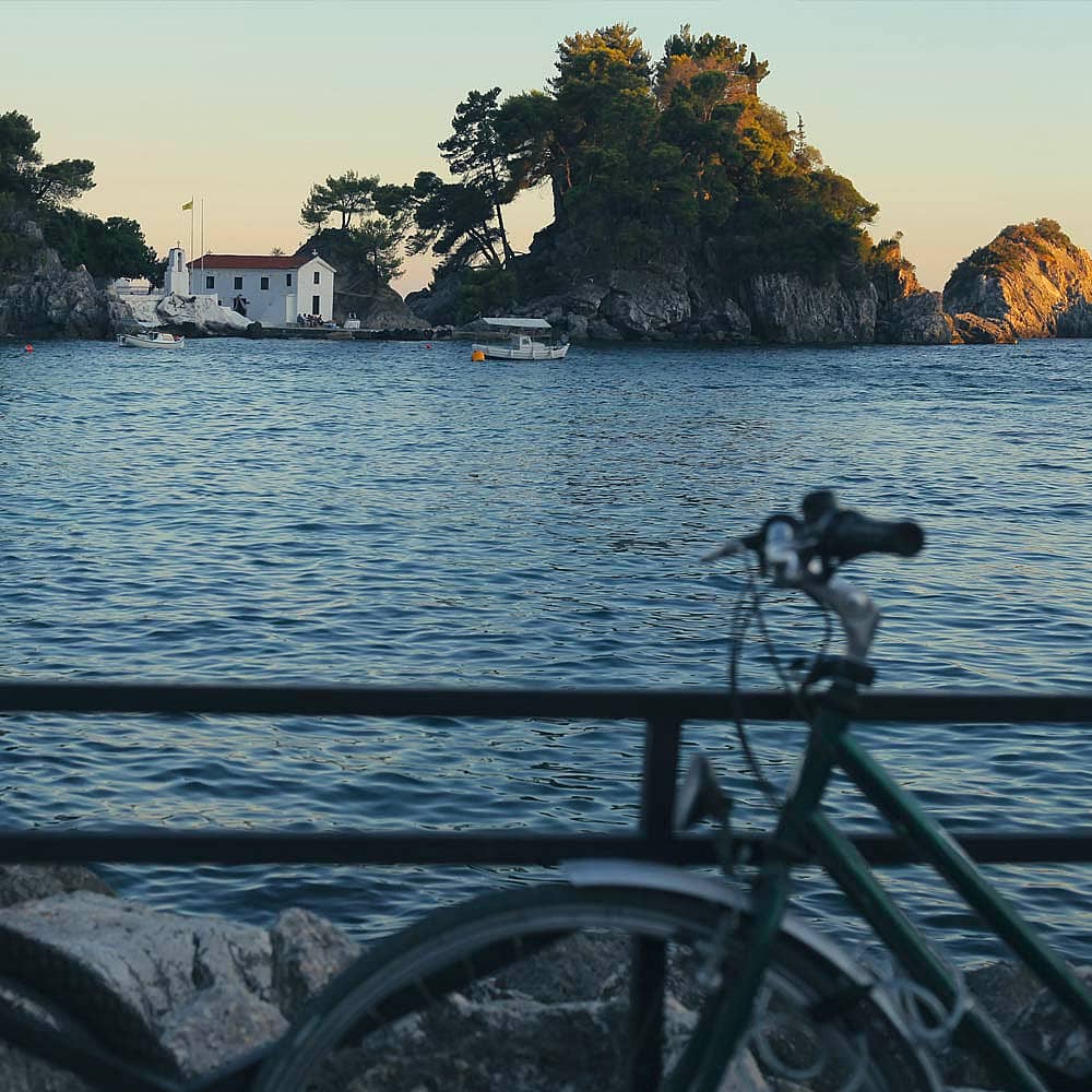 Crea il tuo viaggio in bici in Grecia