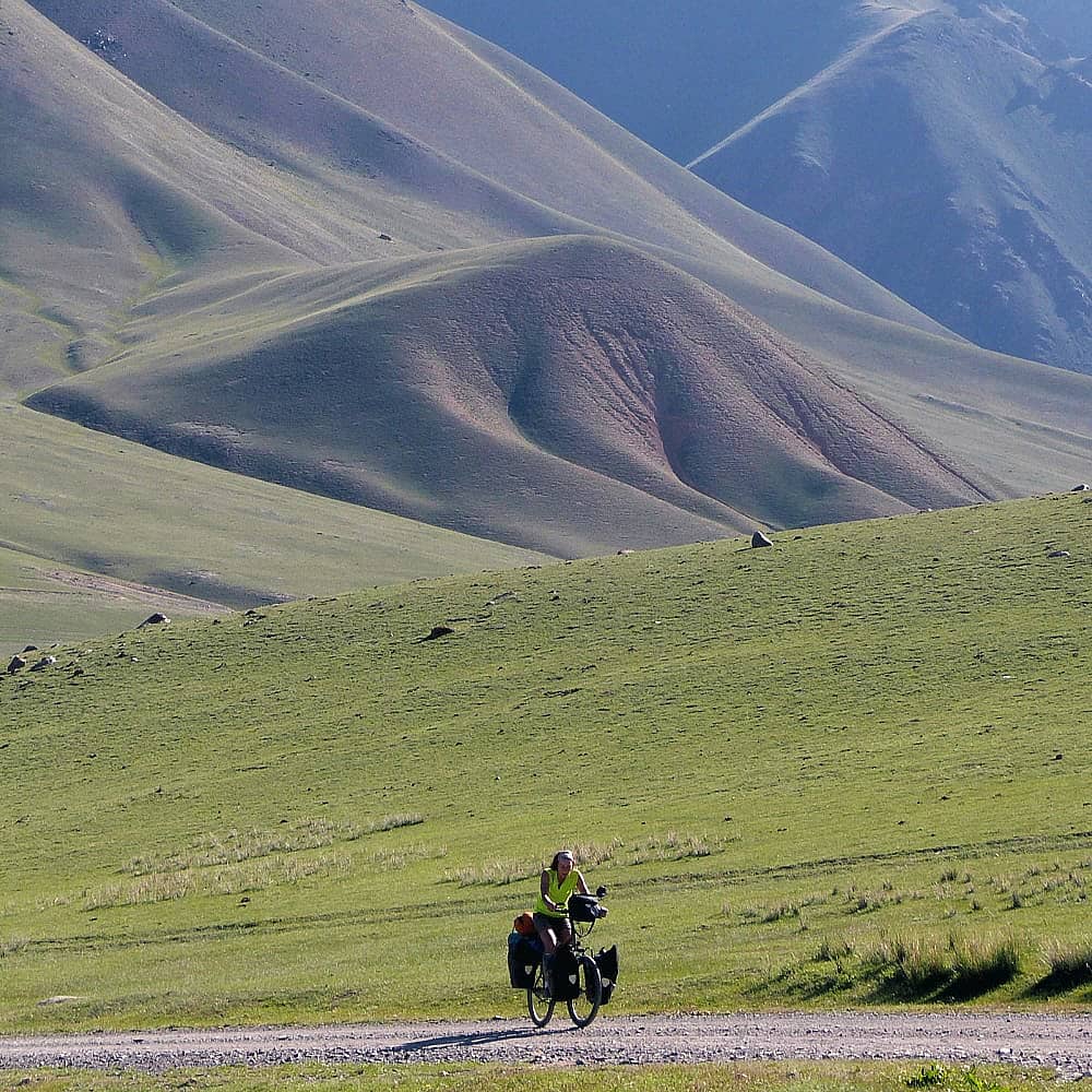 Crea il tuo viaggio in bici in Kirghizistan