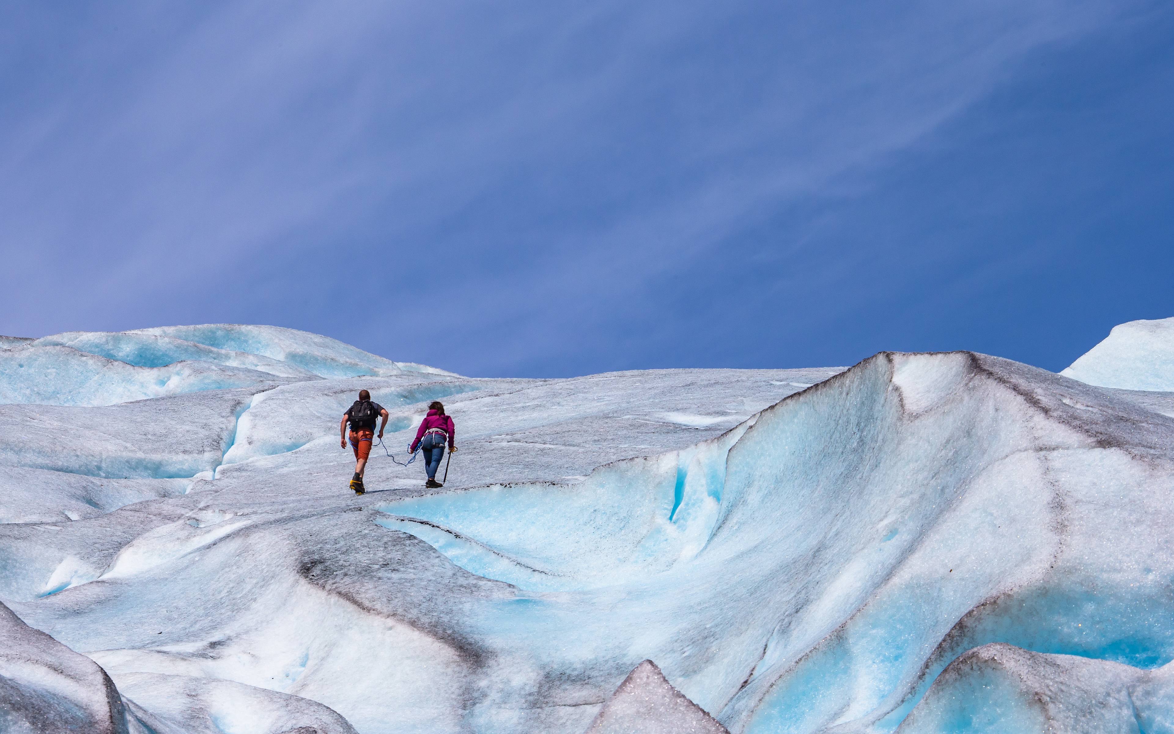 Kayak y caminata en el glaciar