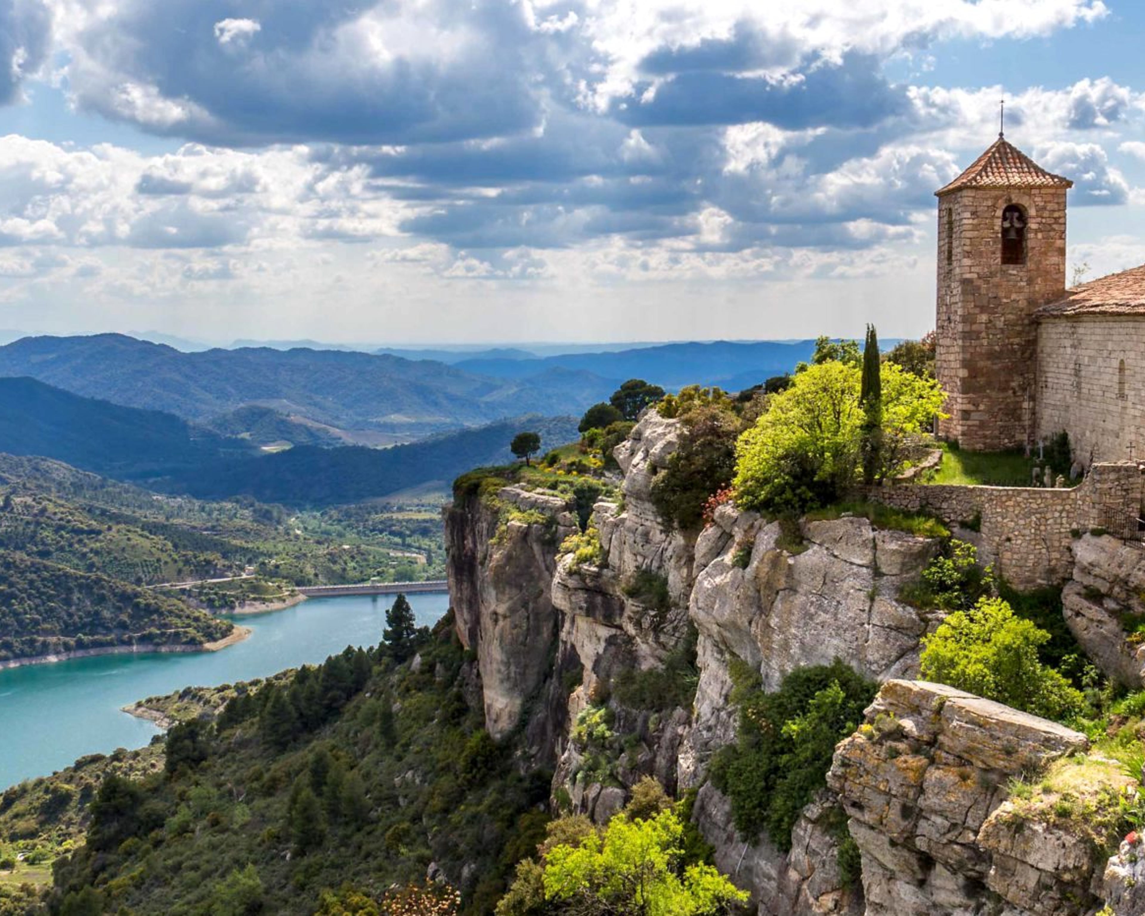 Découverte, romantisme et aventure à travers les paysages les plus secrets d'Espagne