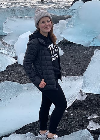 Anaelisa - Especialista en viajes clásicos en Islandia