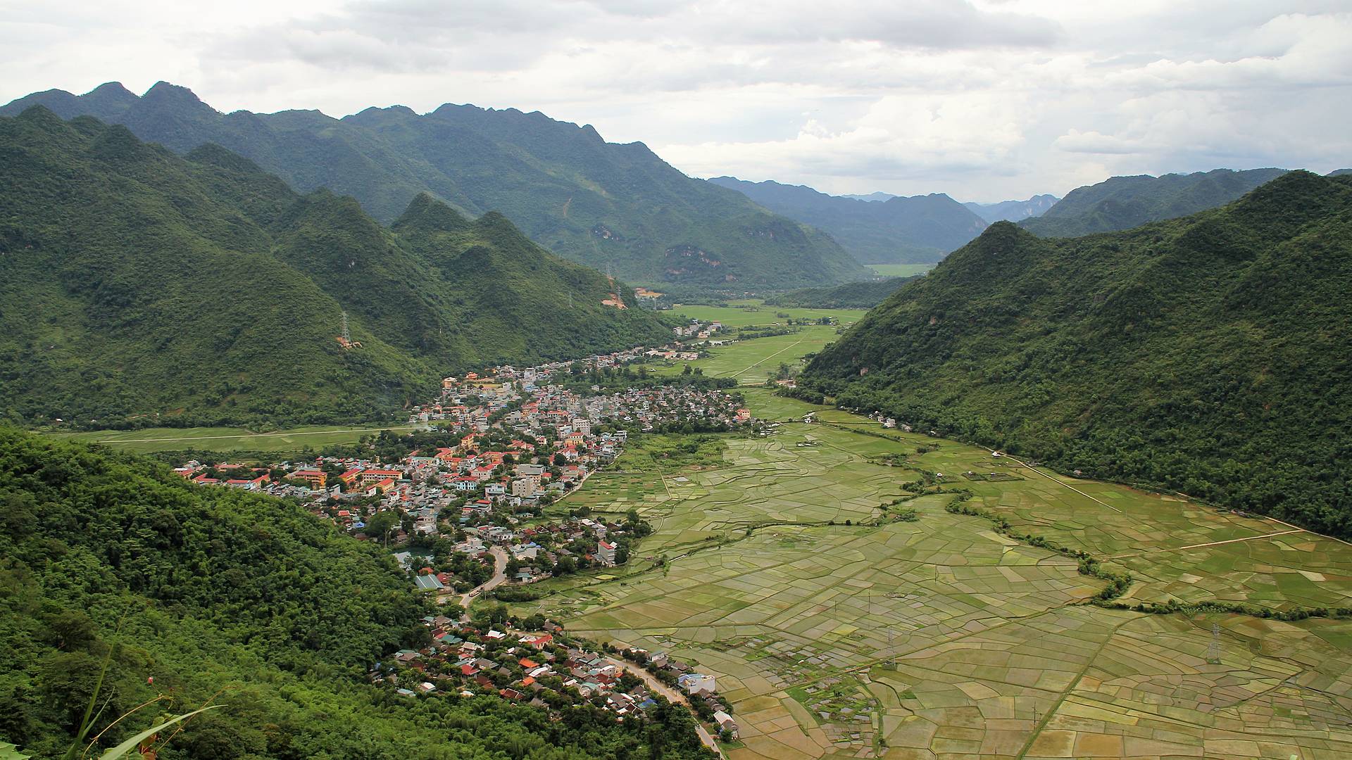 Vietnam, rutas desconocidas en grupo reducido