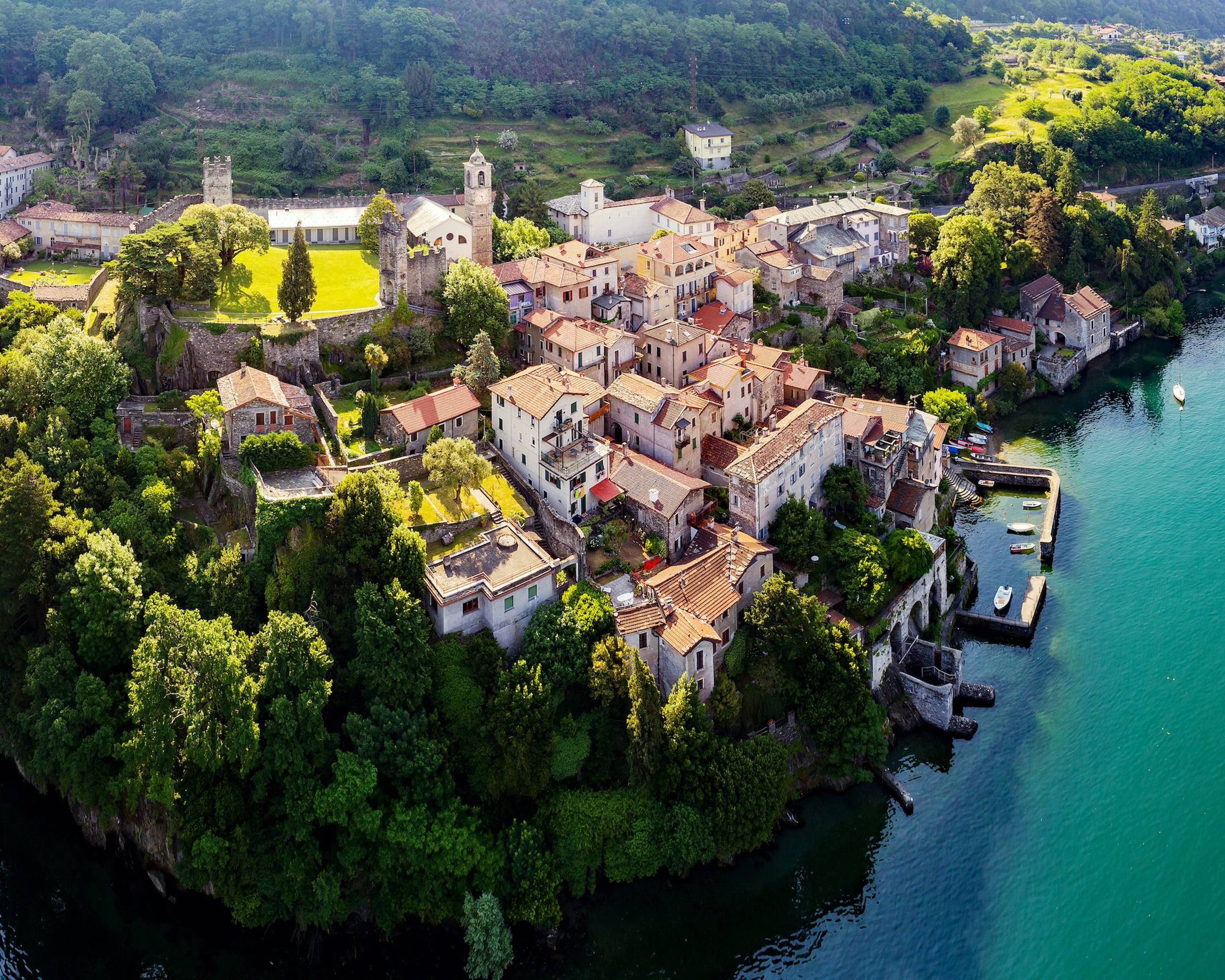 Trekking leggero sul Lago di Como tra gastronomia e paesaggi