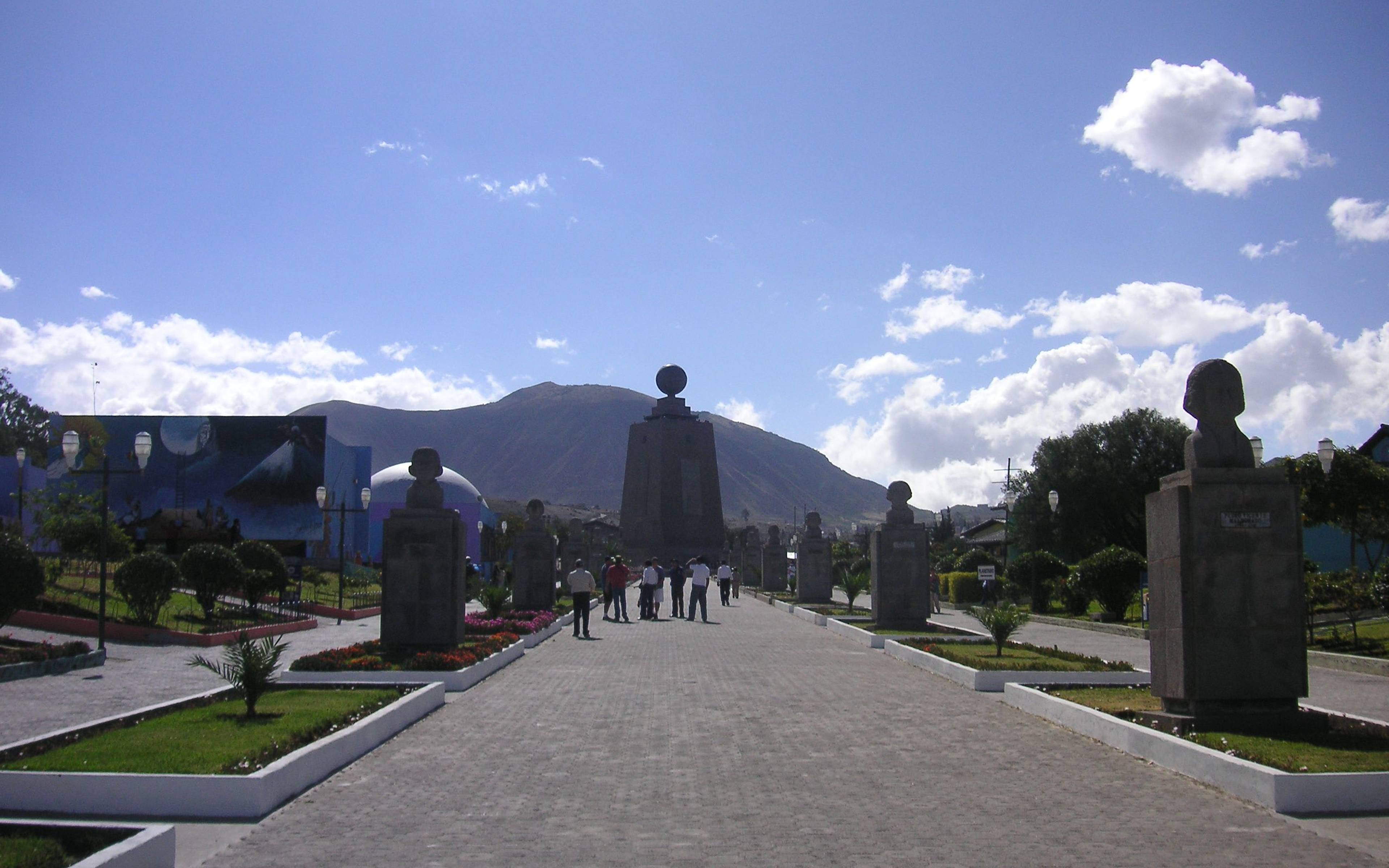 A spasso per il centro storico di Quito e visita alla “Mitad del Mundo”