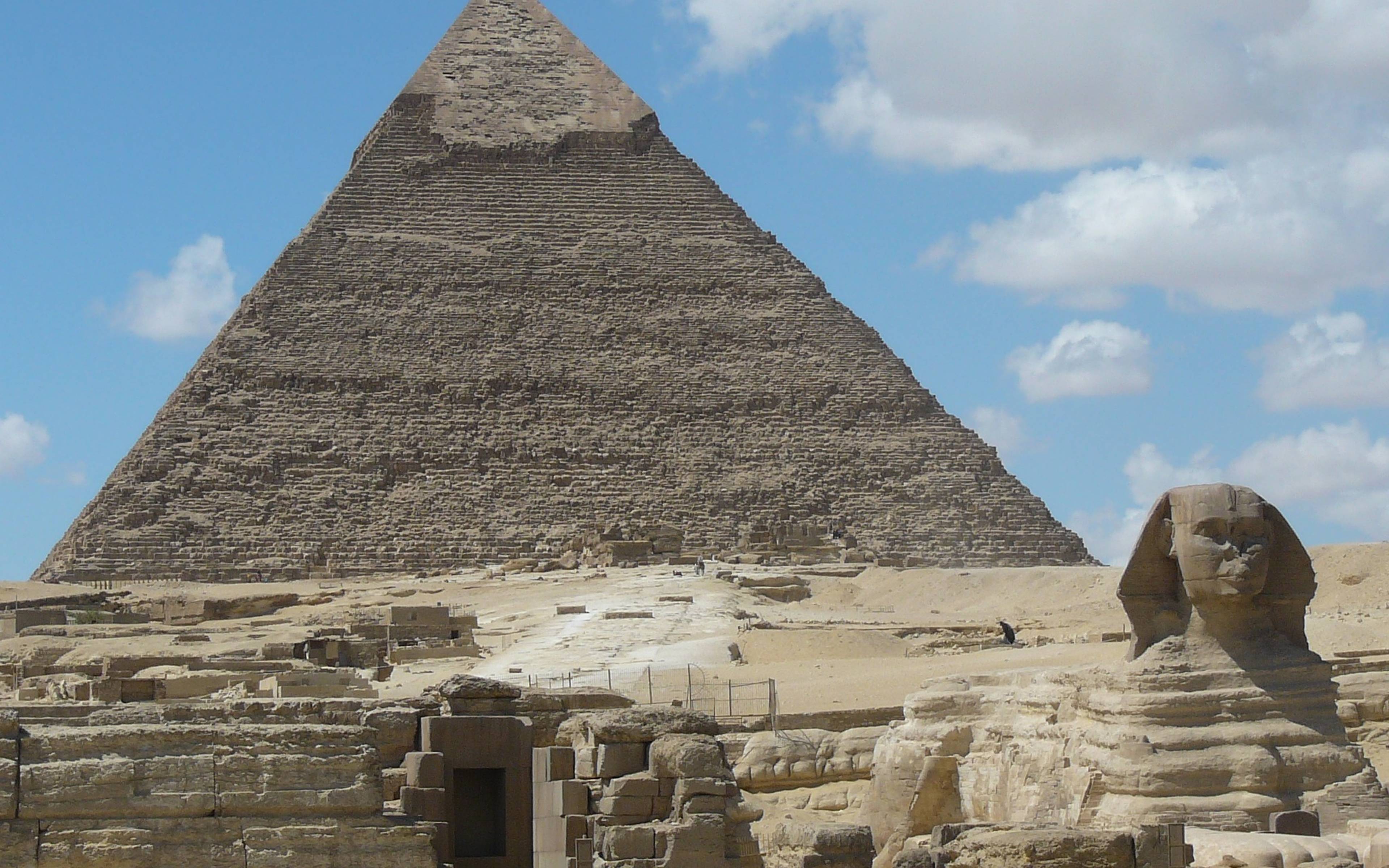 Das Ägyptische Museum, die Pyramiden von Gizeh und Chan Chalili 