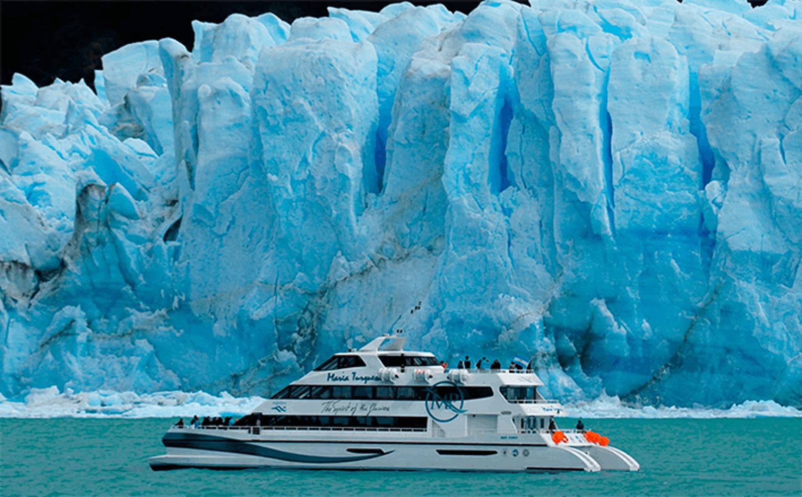 Navigation entre les icebergs et déjeuner au cœur des glaciers