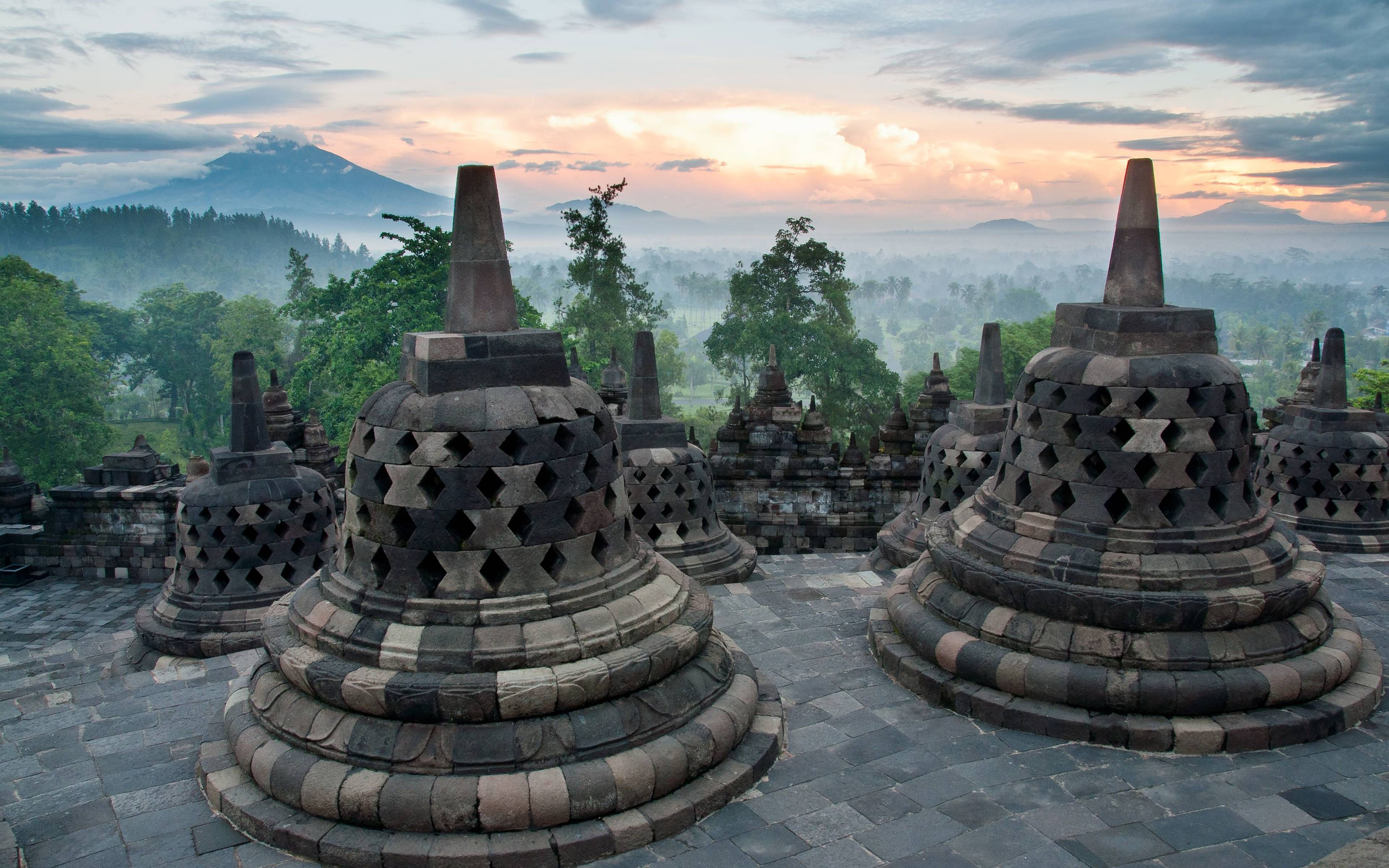 Arrivo a Yogyakarta e visita al Borobudur
