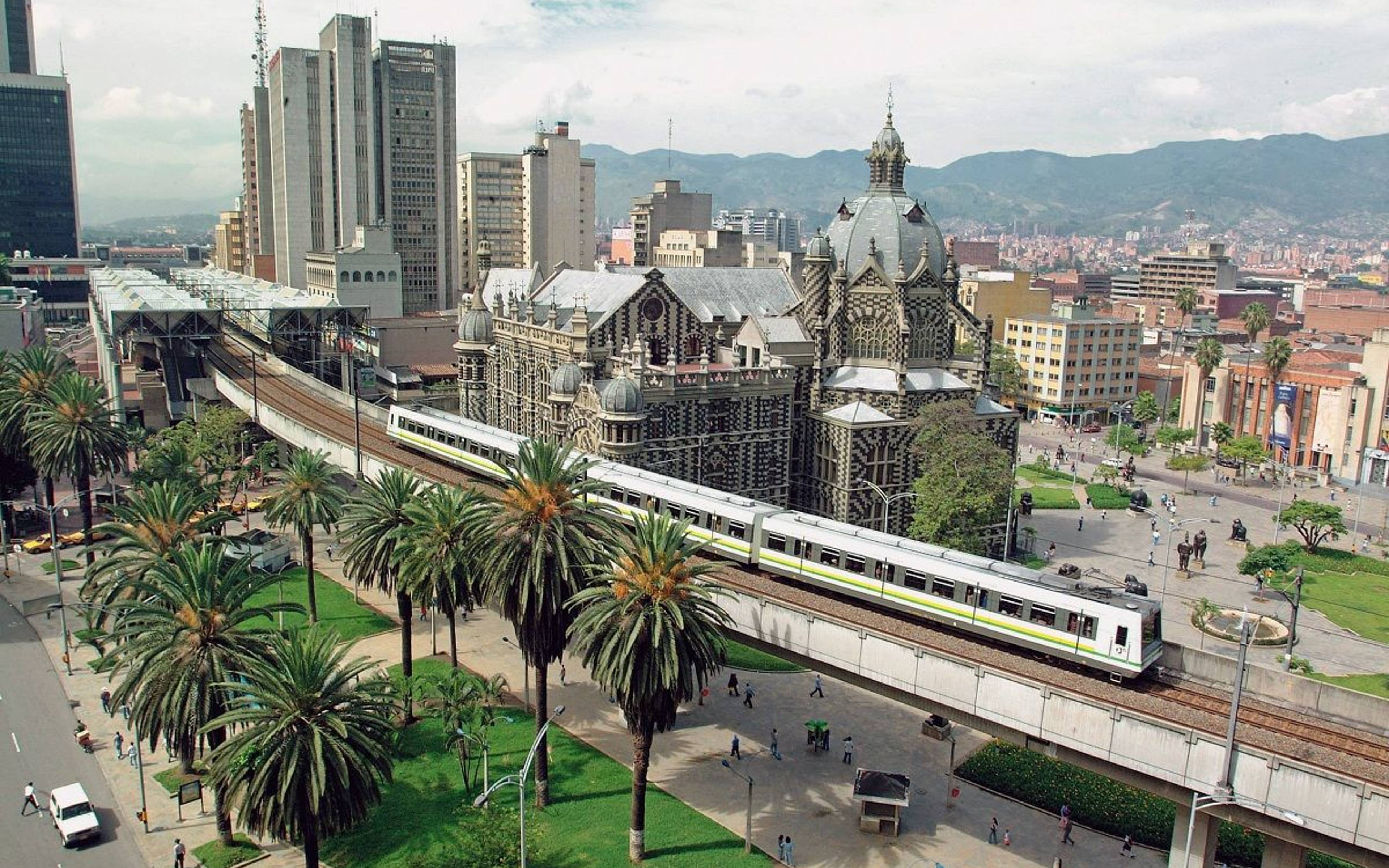 Medellin, ville de "l'éternel printemps"