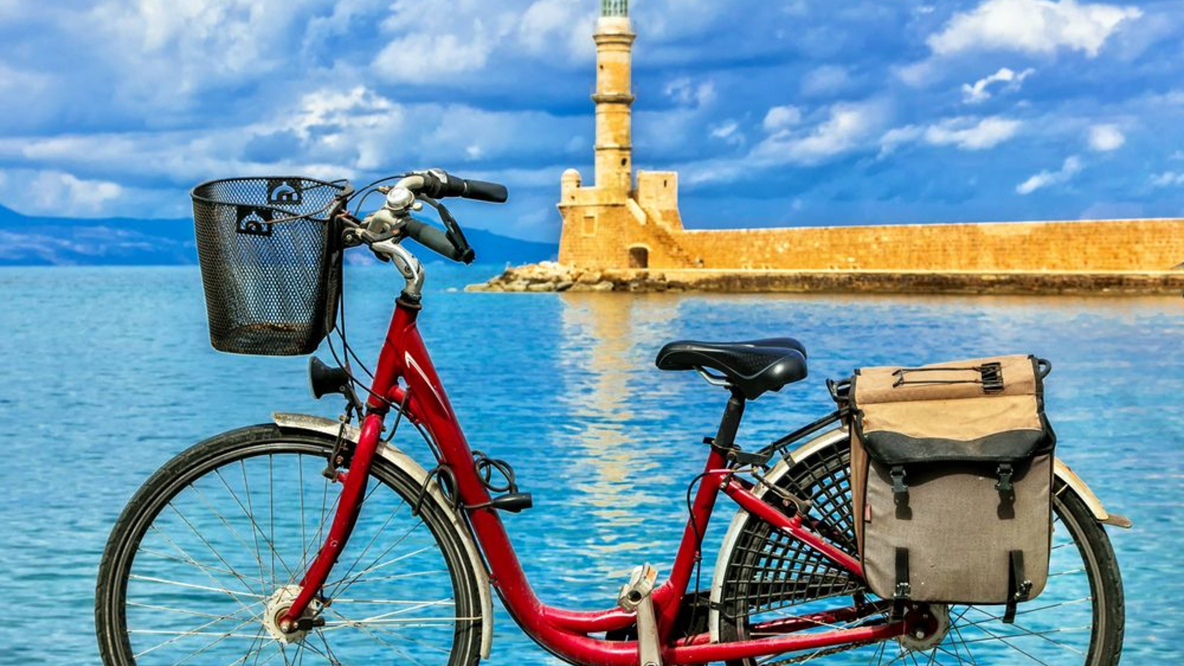 Creta in bicicletta: spiagge, vini e cultura