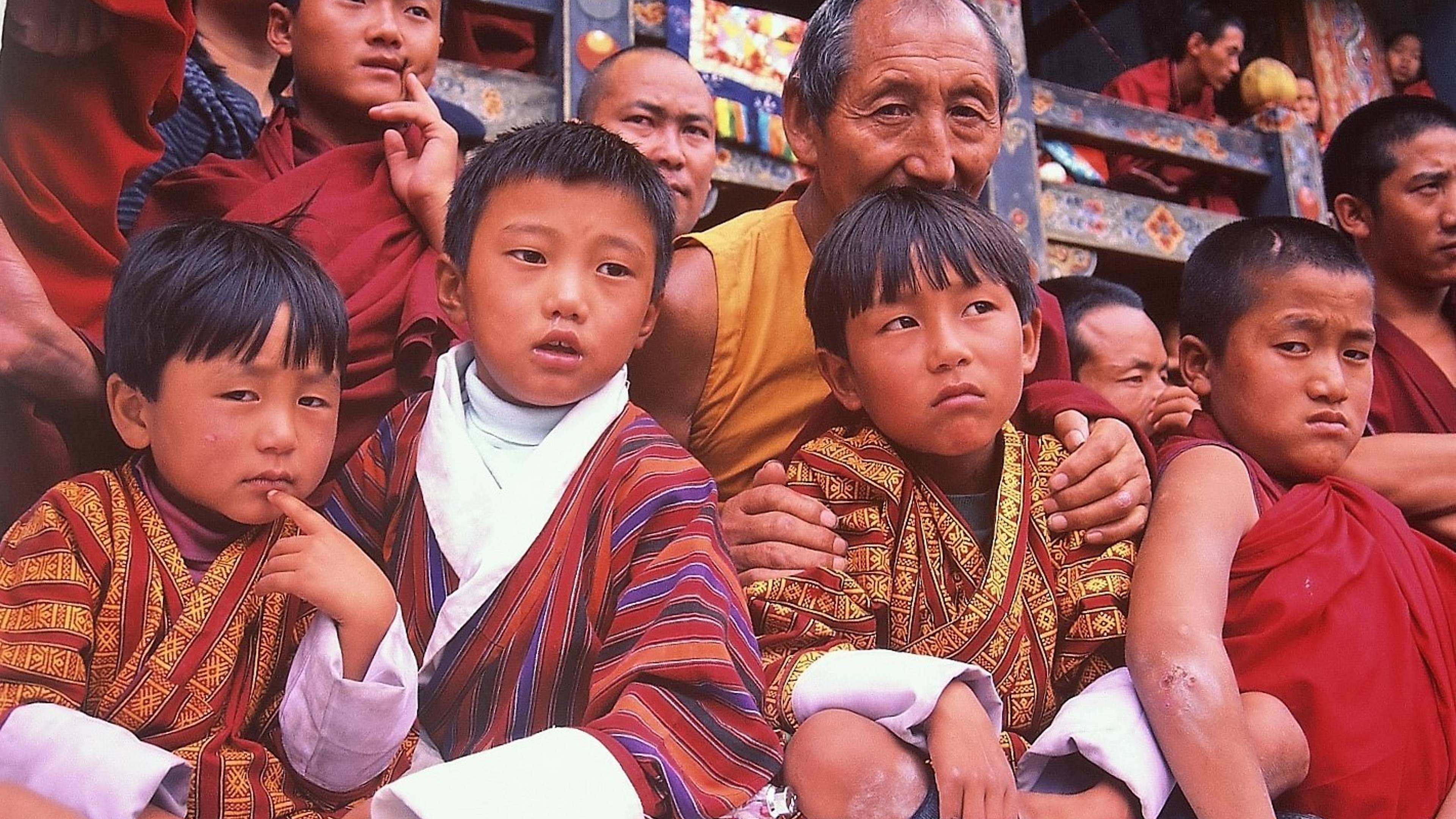 Bhutan Festival Tour: Viaggio in Piccolo Gruppo 26 Aprile - 6 Maggio 2023