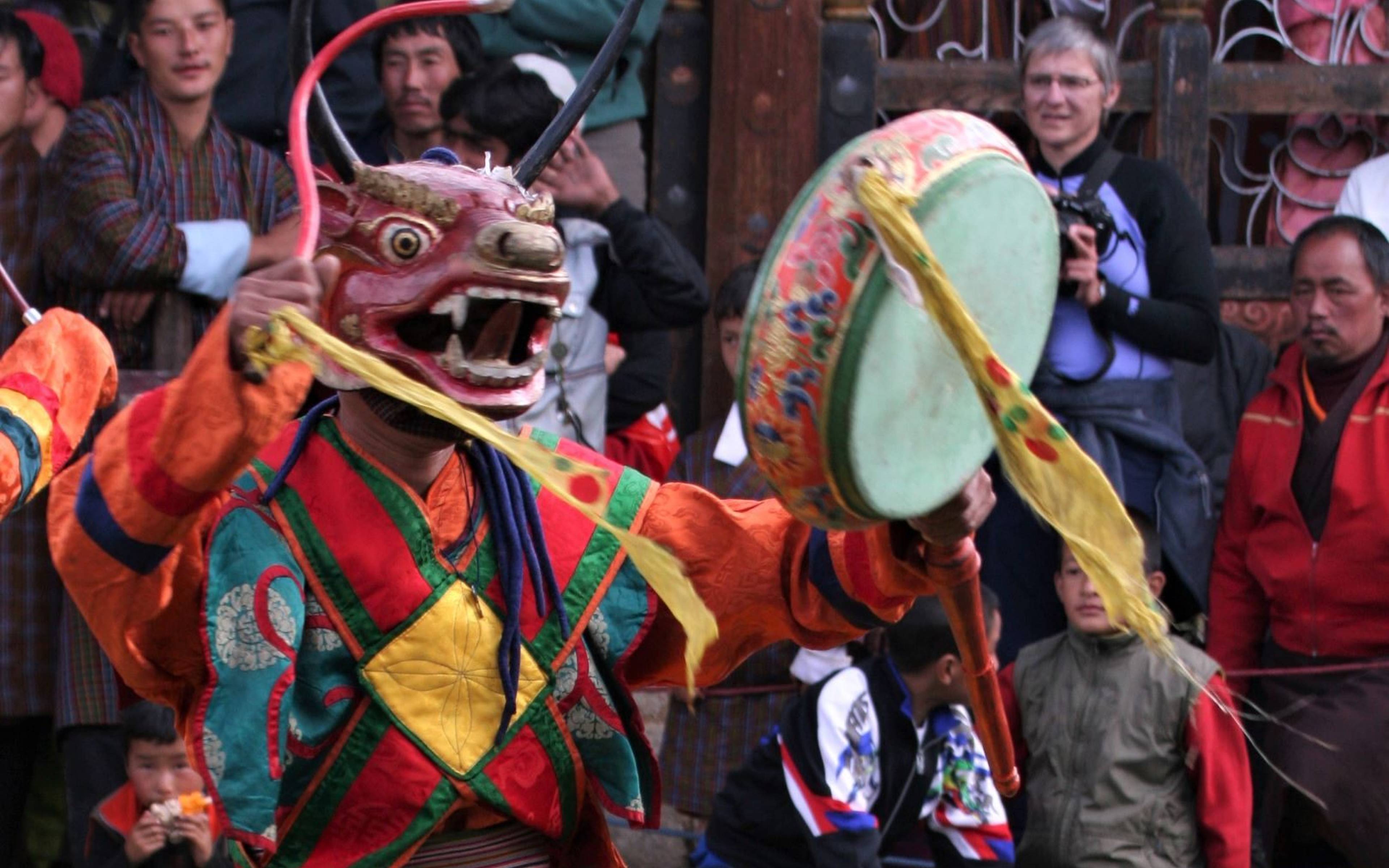 Assistere al Festival di Domkhar. Partenza per Tang Ogyen Choling