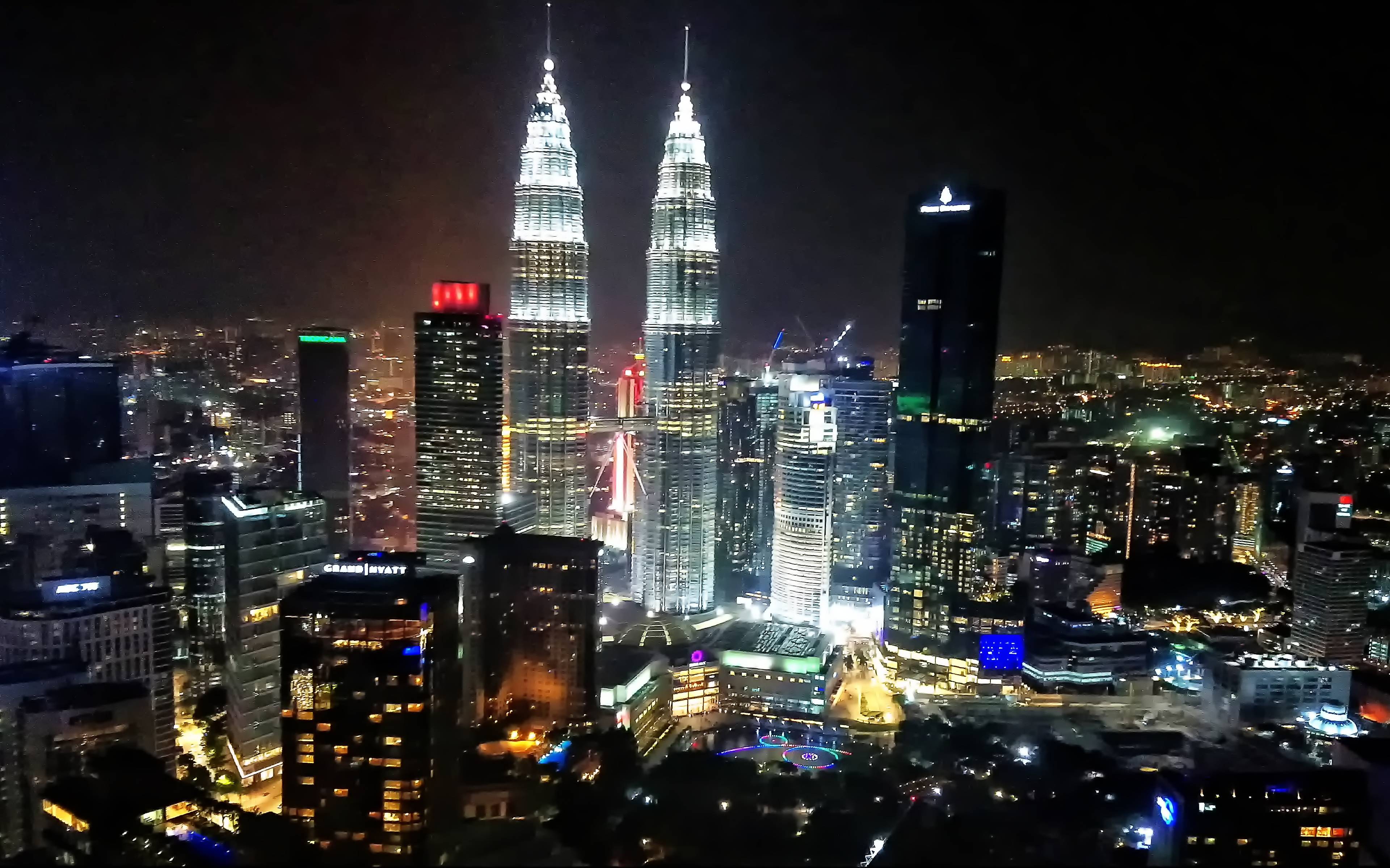Accoglienza a Kuala Lumpur e trasferimento in hotel