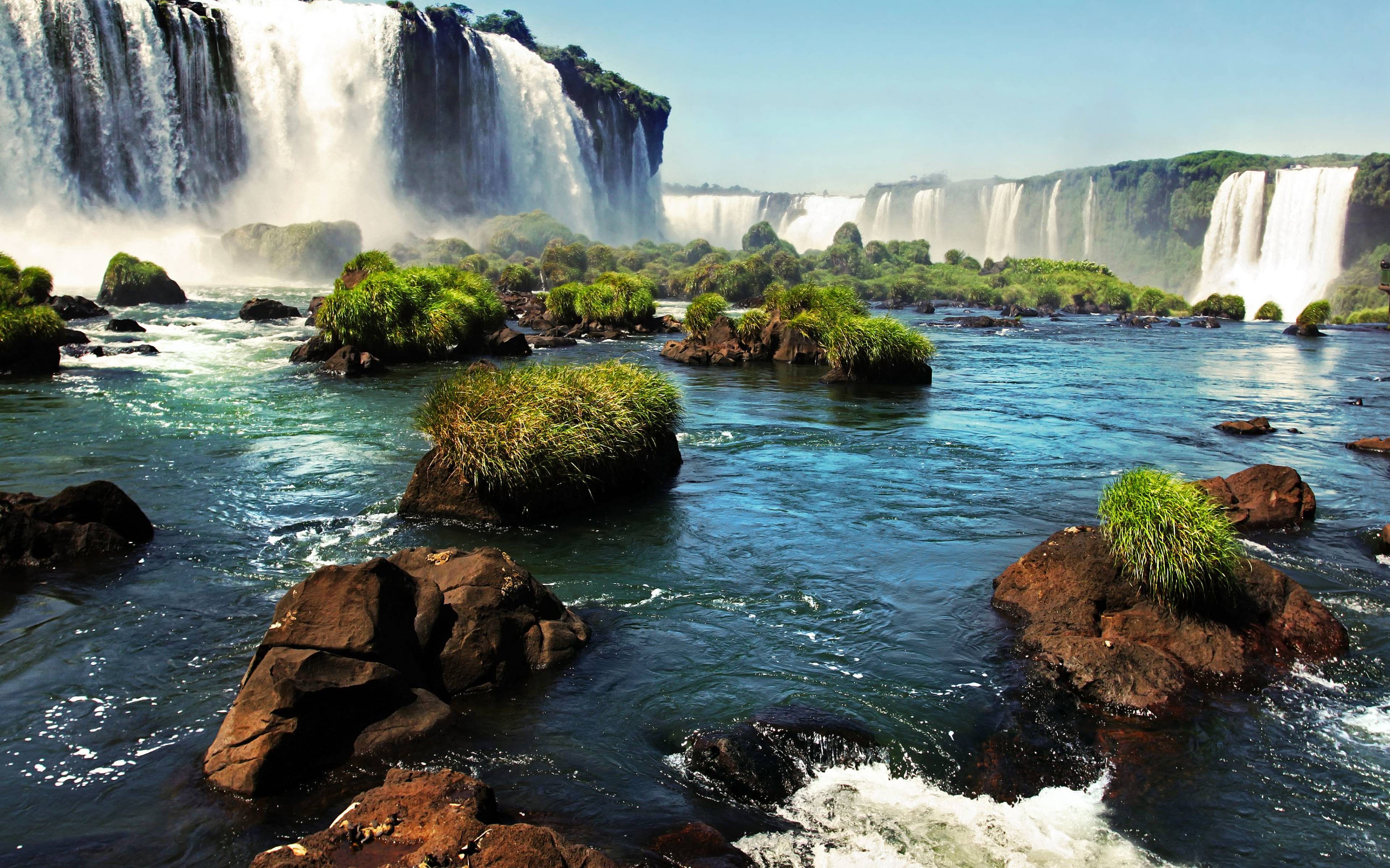 Parque Nacional Iguazú explorado desde el tren de la selva