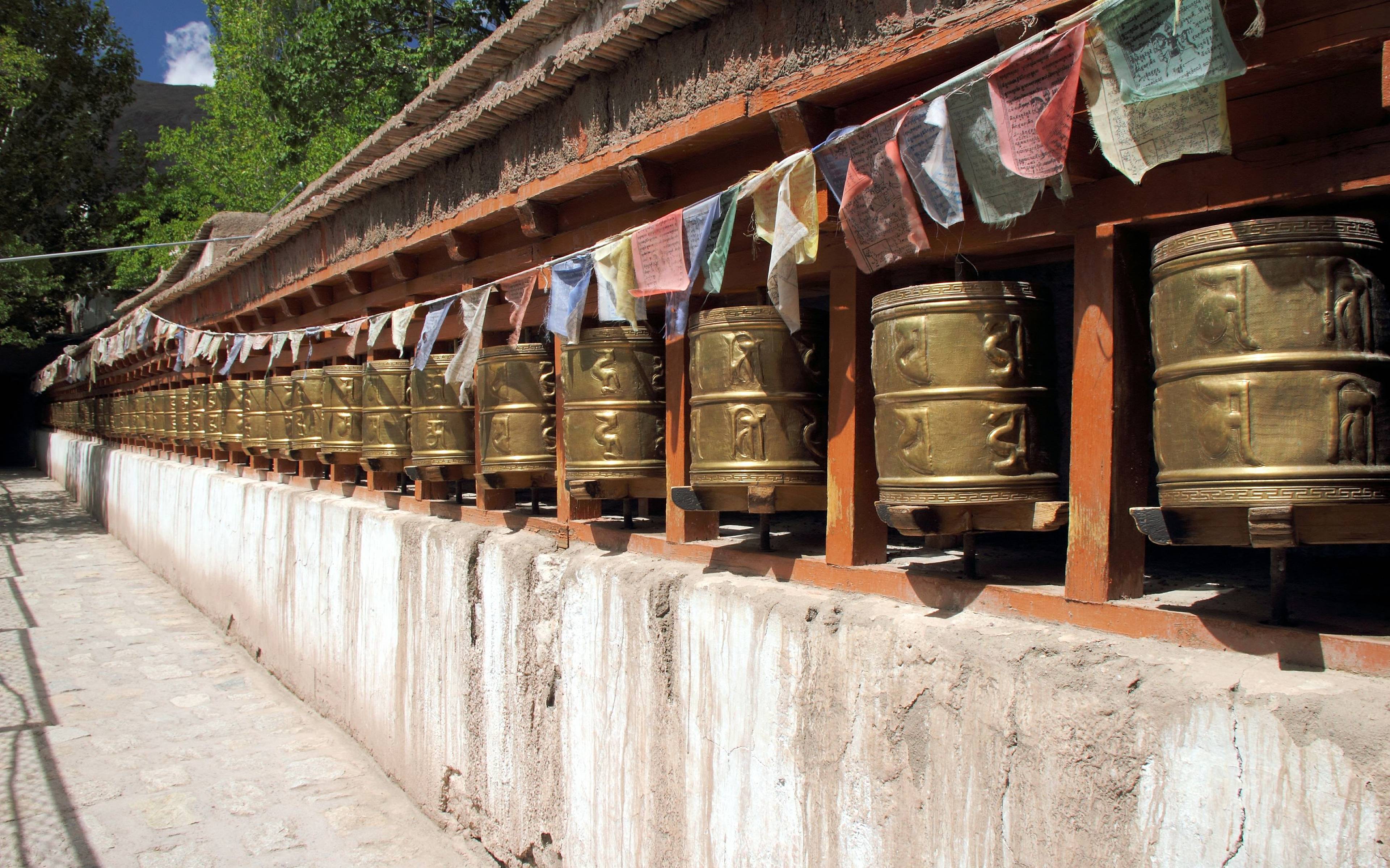 Visita ai monasteri sulla via del ritorno a Leh