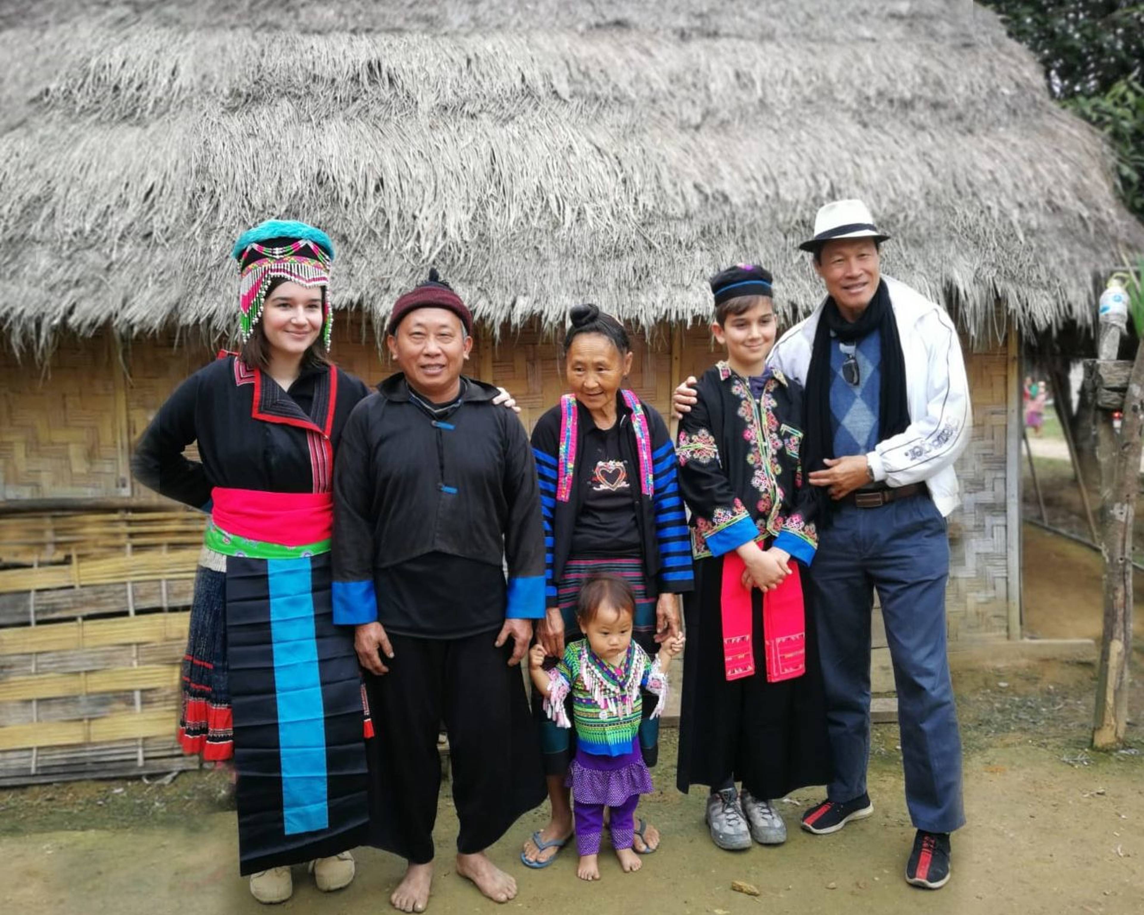 Circuit aventure à la rencontre des ethnies en famille
