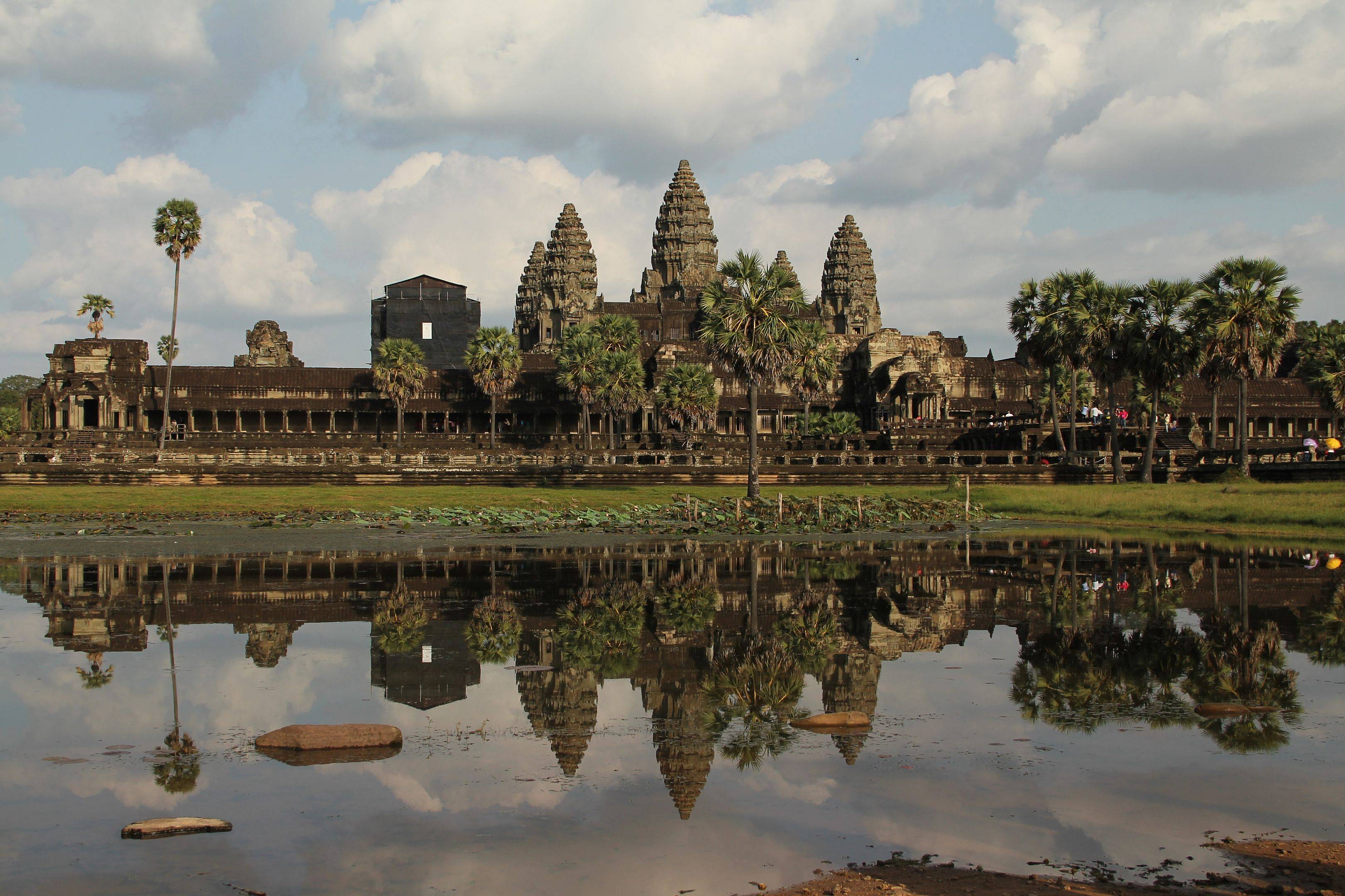Vietnam relajado y templos de Angkor, en grupo reducido
