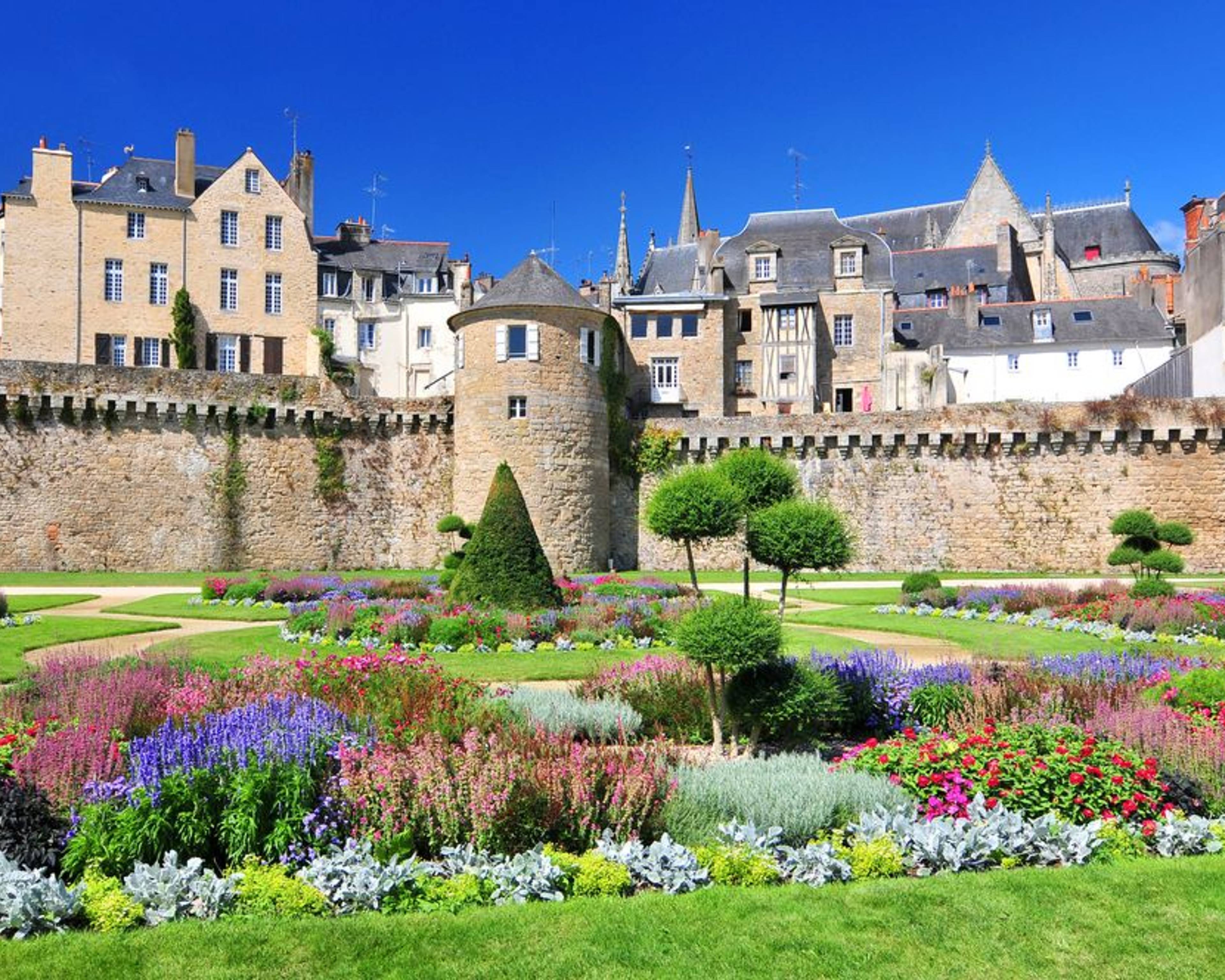 Les plus beaux châteaux de Bretagne : voyage au temps des Ducs