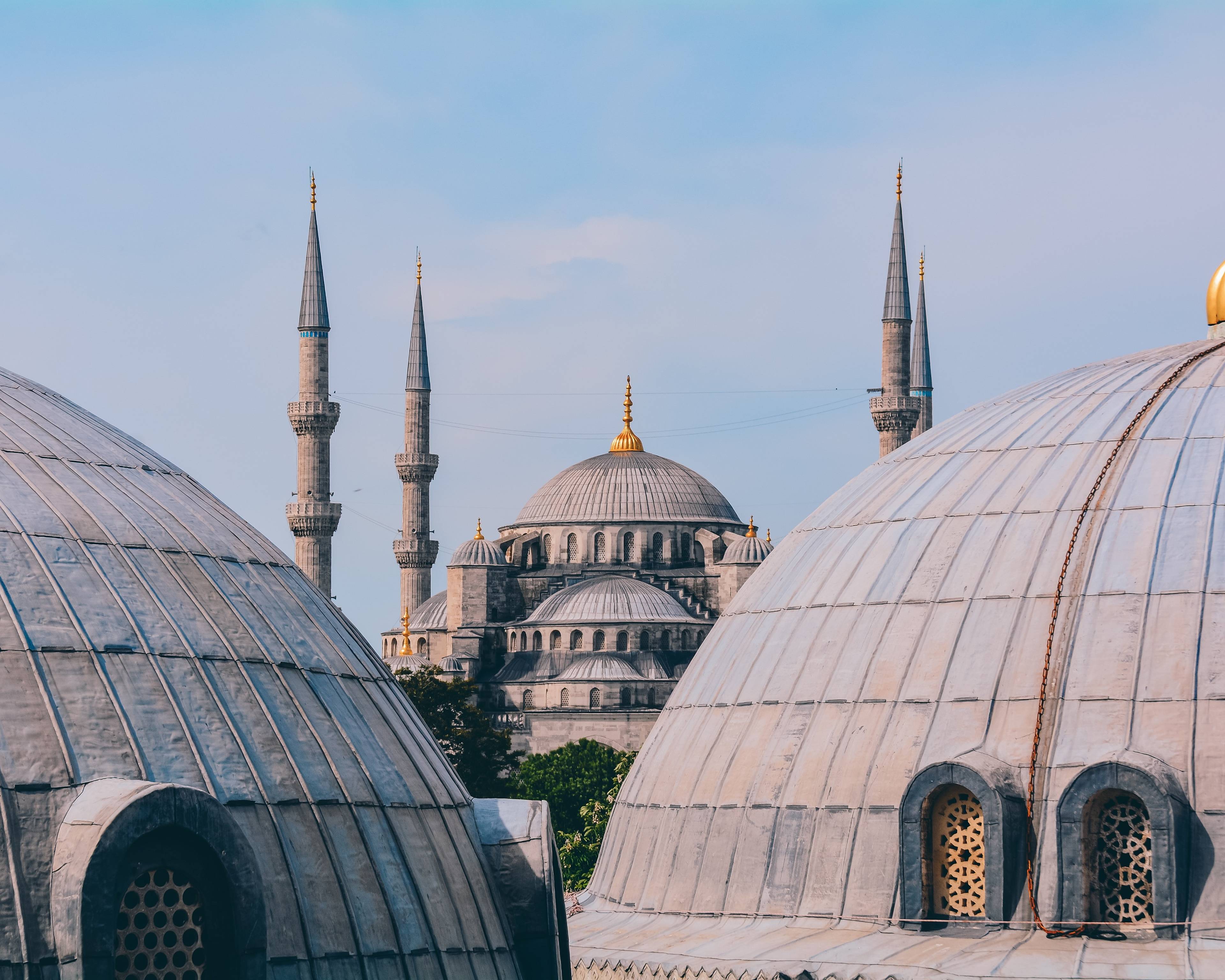 Consiéntete en Estambul: Una Escapada Glamurosa a la Ciudad